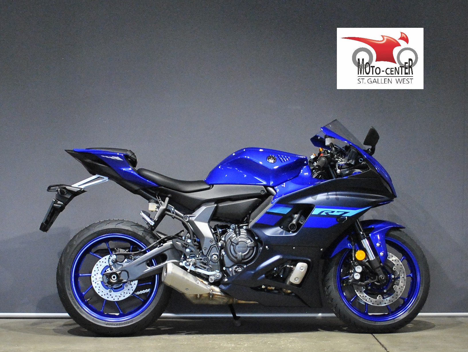 YAMAHA YZF-R7 (35kW)-showroom-element-2