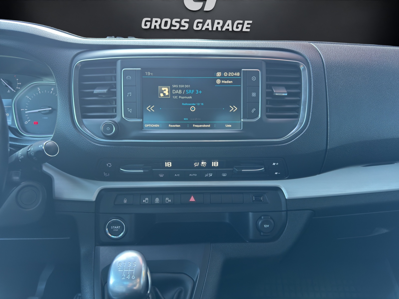 PEUGEOT Traveller Allure Standard-image-6