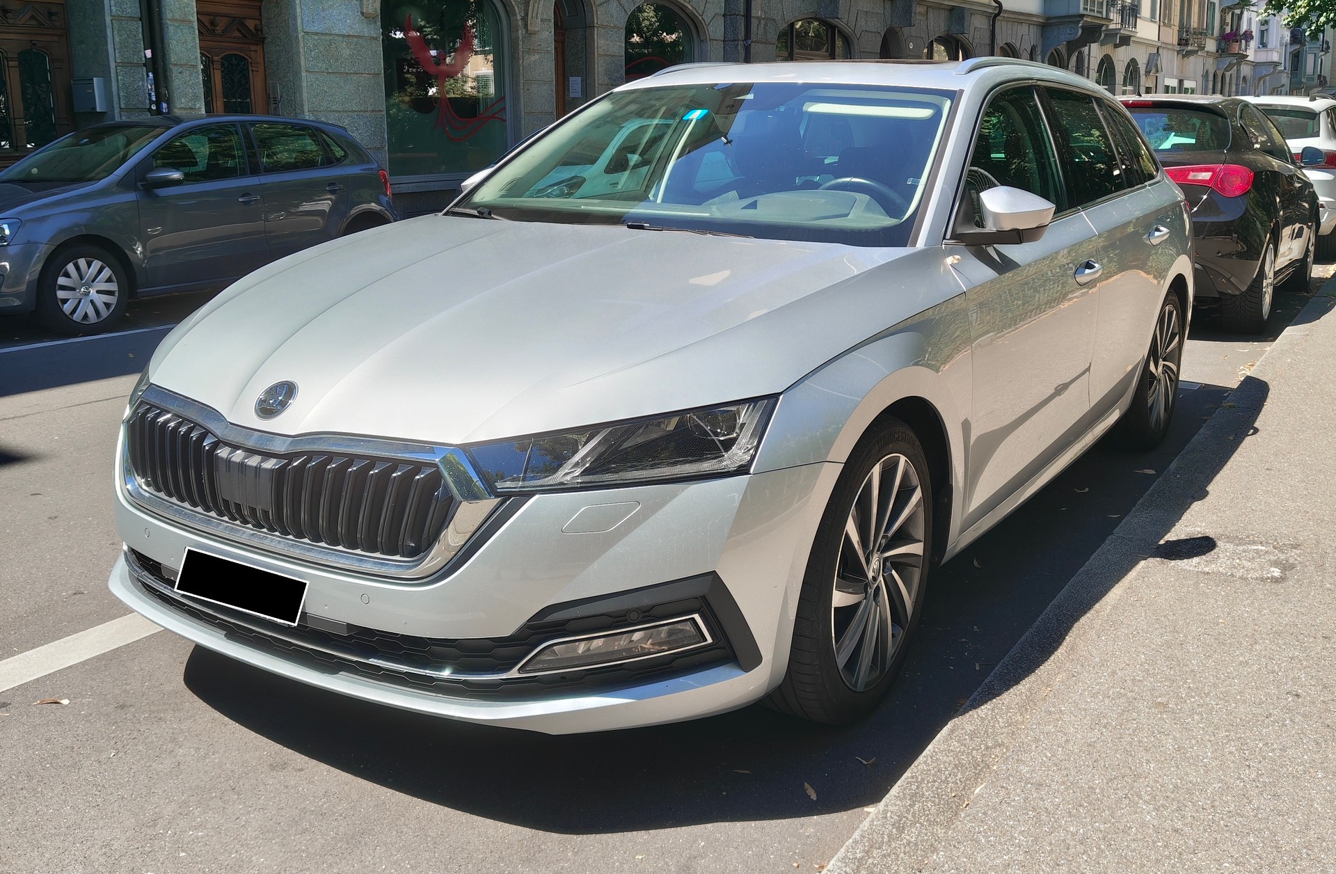 SKODA 2.0 TDI 150 Style DSG-image-0