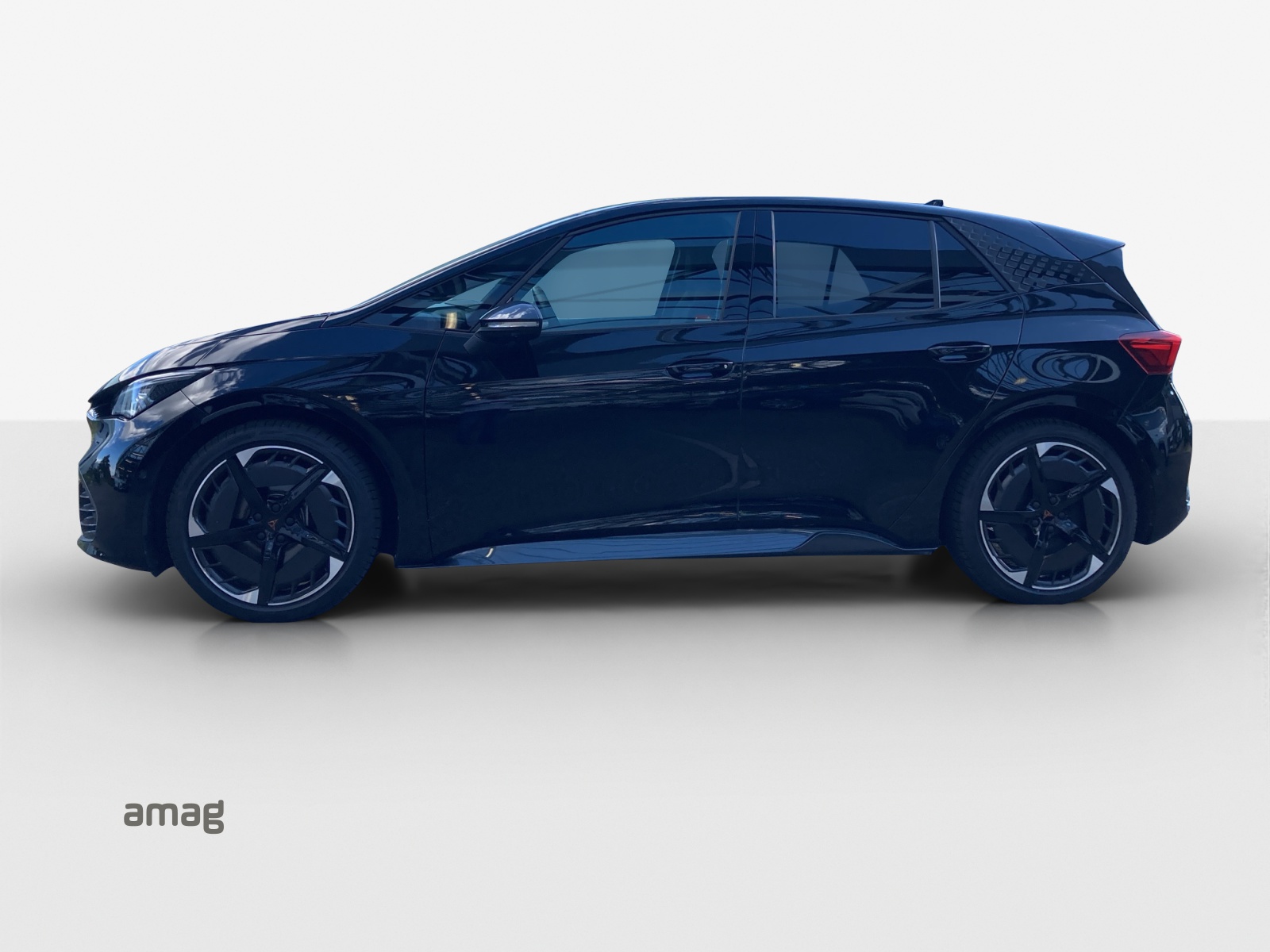 CUPRA Born 79 kWh e-Boost-showroom-element-1