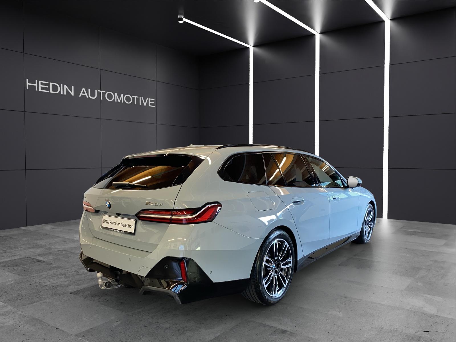 BMW 520d xDrive Touring-image-4