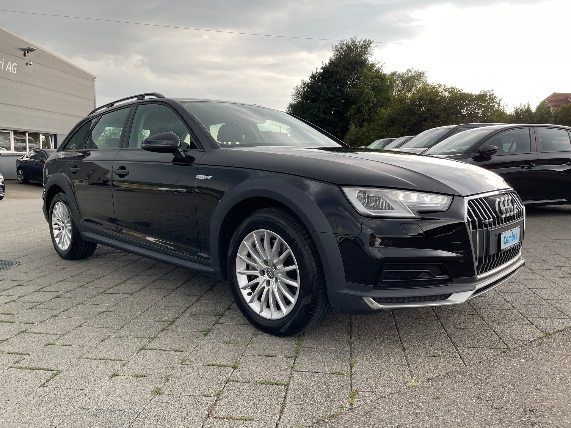 AUDI A4 allroad 45 TFSI quattro S-tronic-image-4