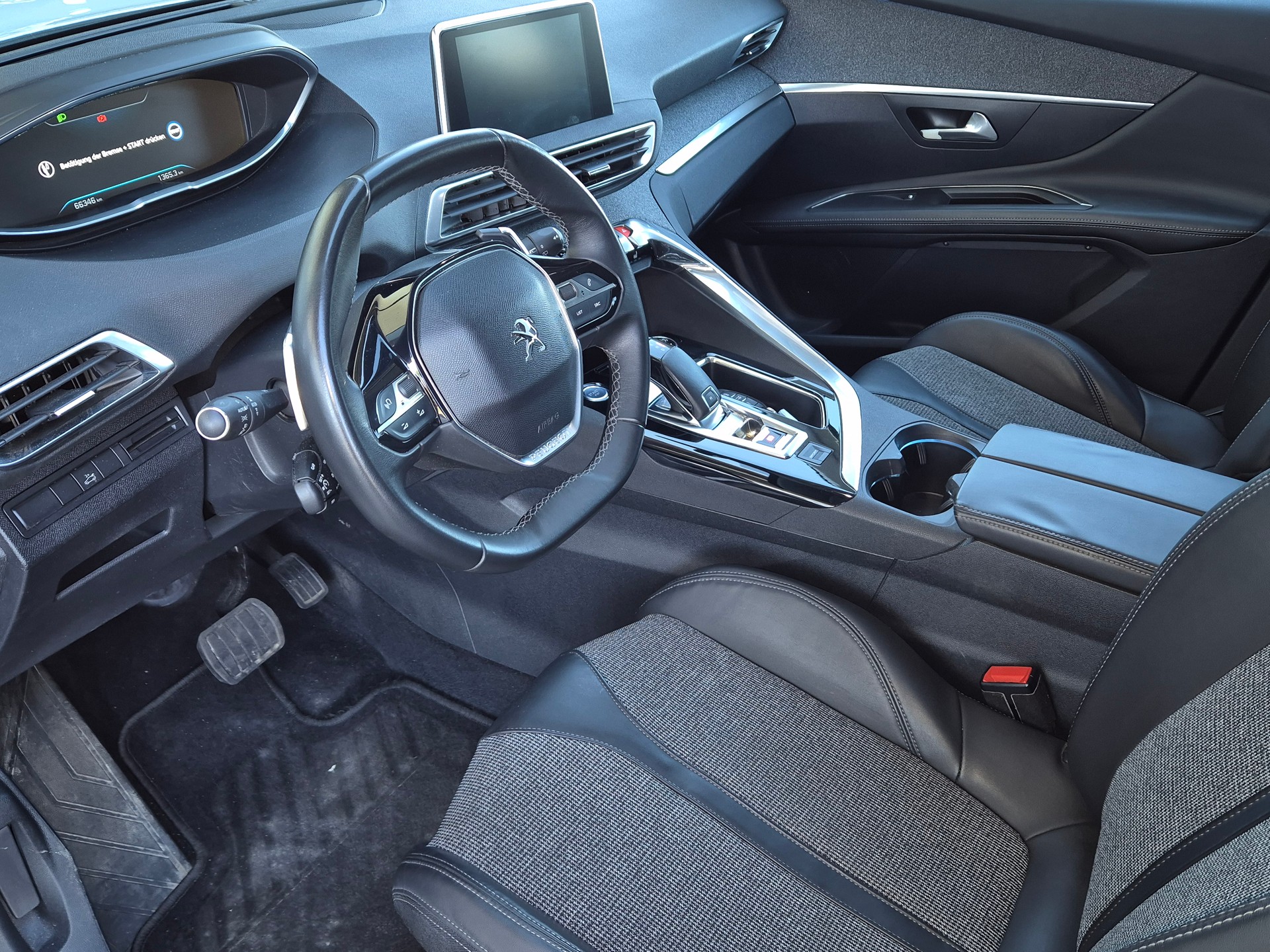 PEUGEOT 3008 1.6 THP Allure EAT-image-12