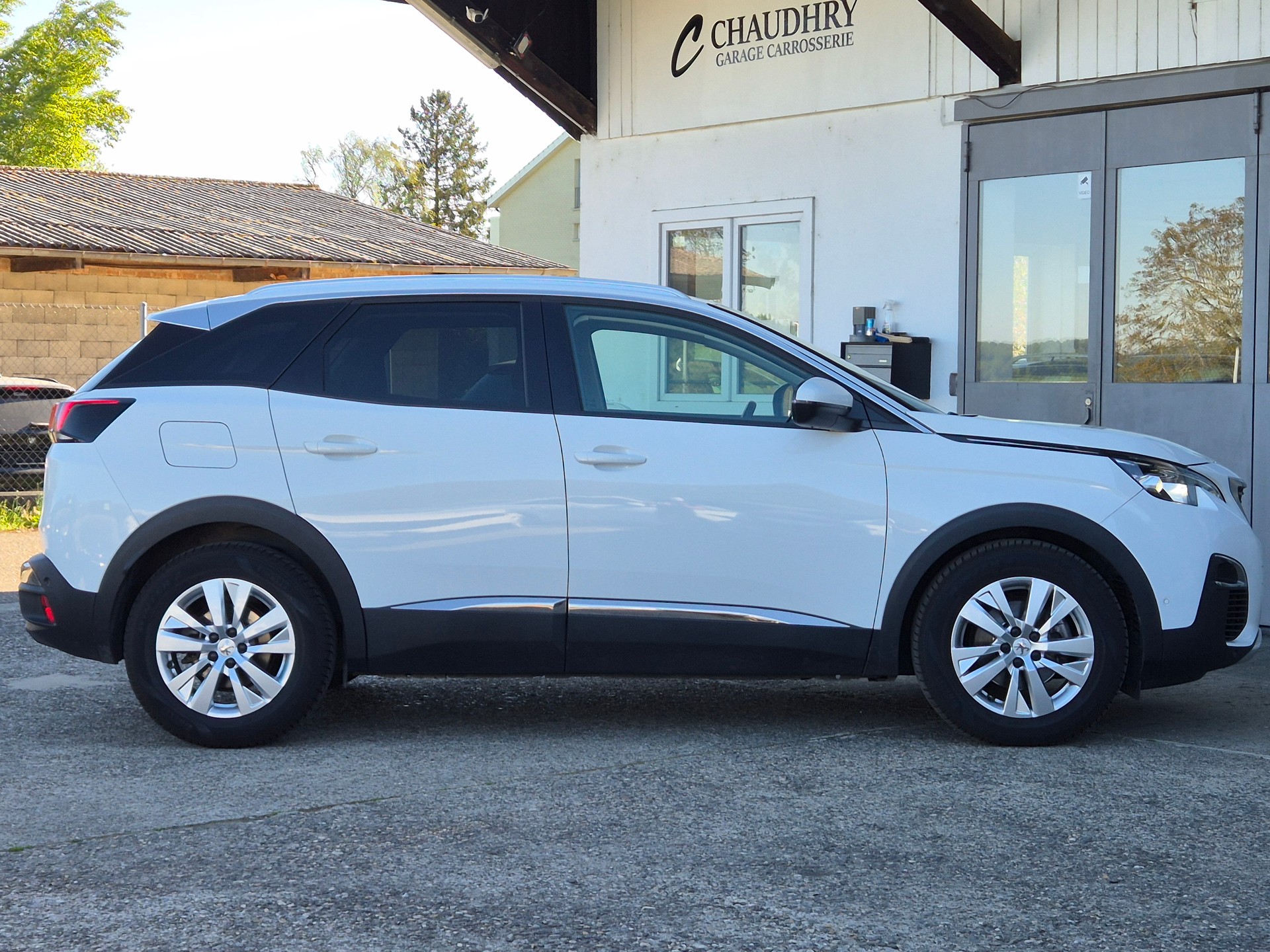 PEUGEOT 3008 1.6 THP Allure EAT-image-3