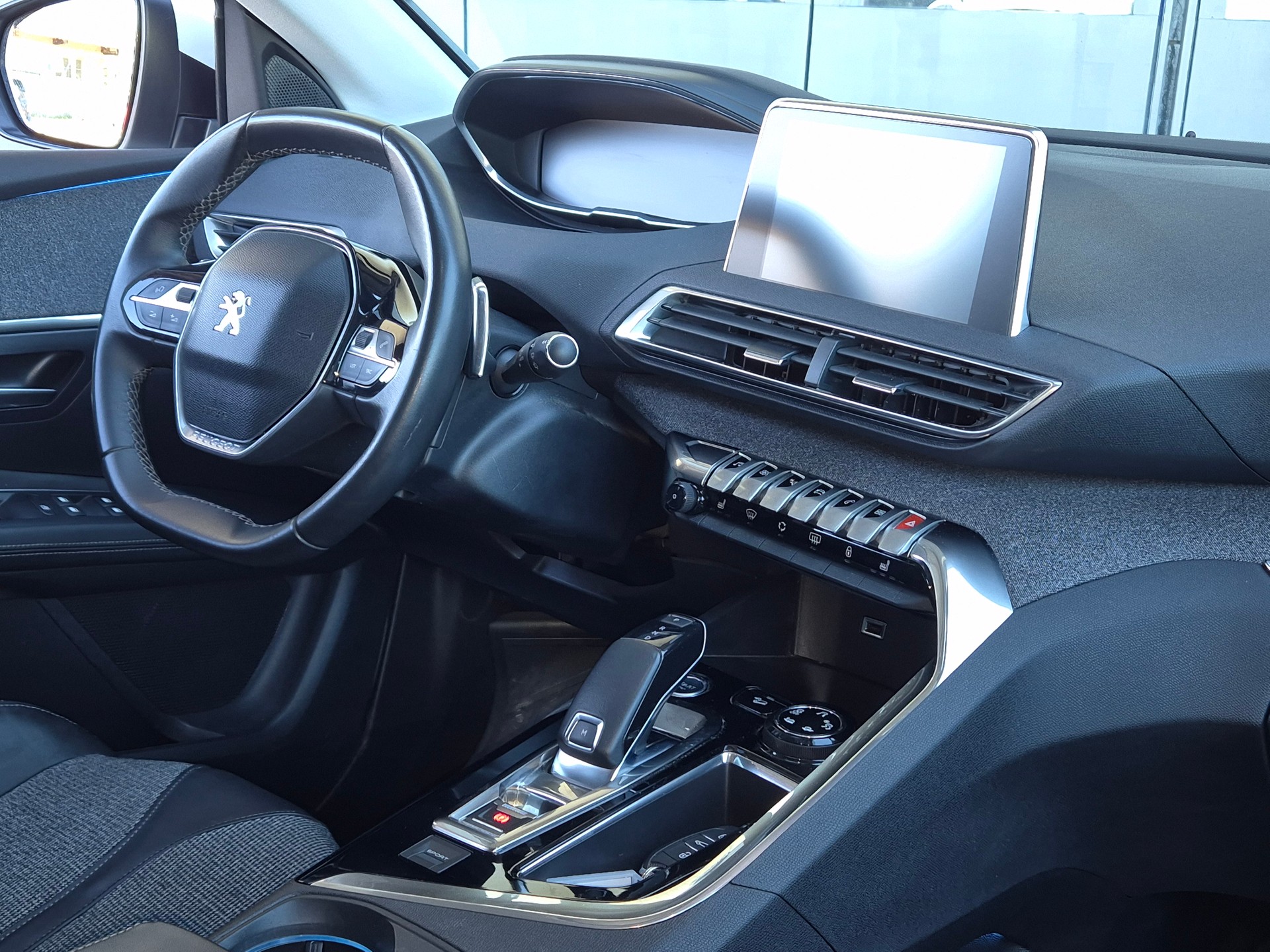 PEUGEOT 3008 1.6 THP Allure EAT-image-11