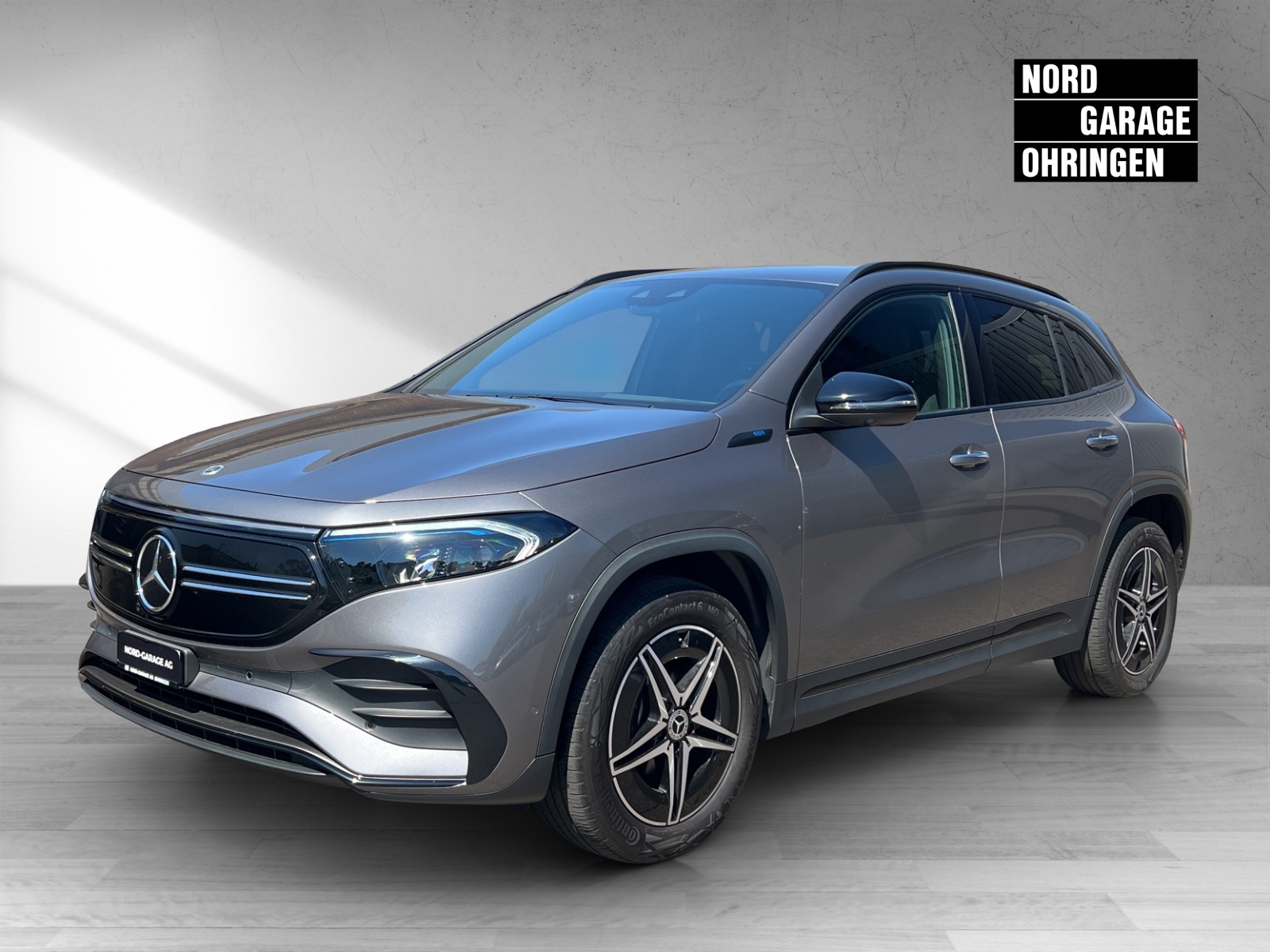 MERCEDES-BENZ EQA 300 AMG Line 4Matic-image-0