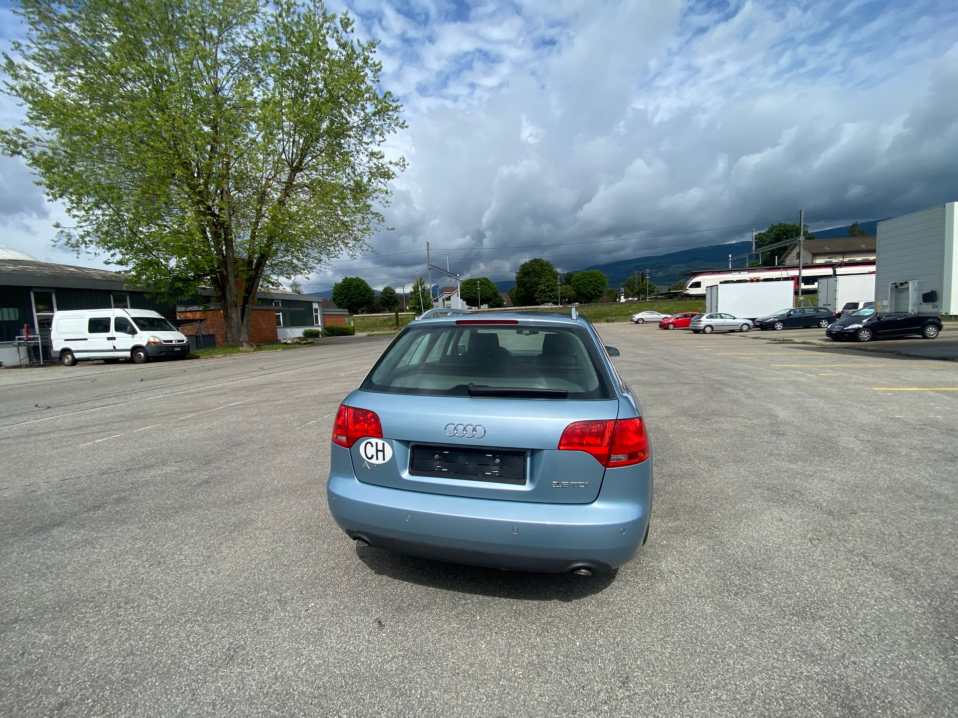 AUDI A4 Avant 2.5 TDI multitronic-image-6