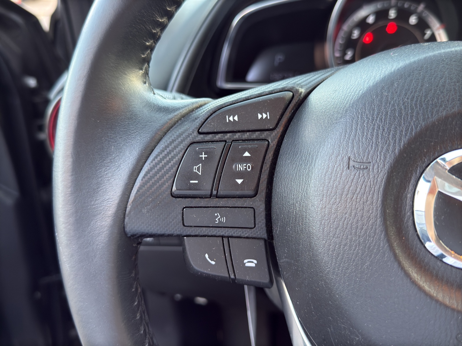 MAZDA CX-3 2.0 Revolution AWD Skyactiv Drive-image-22