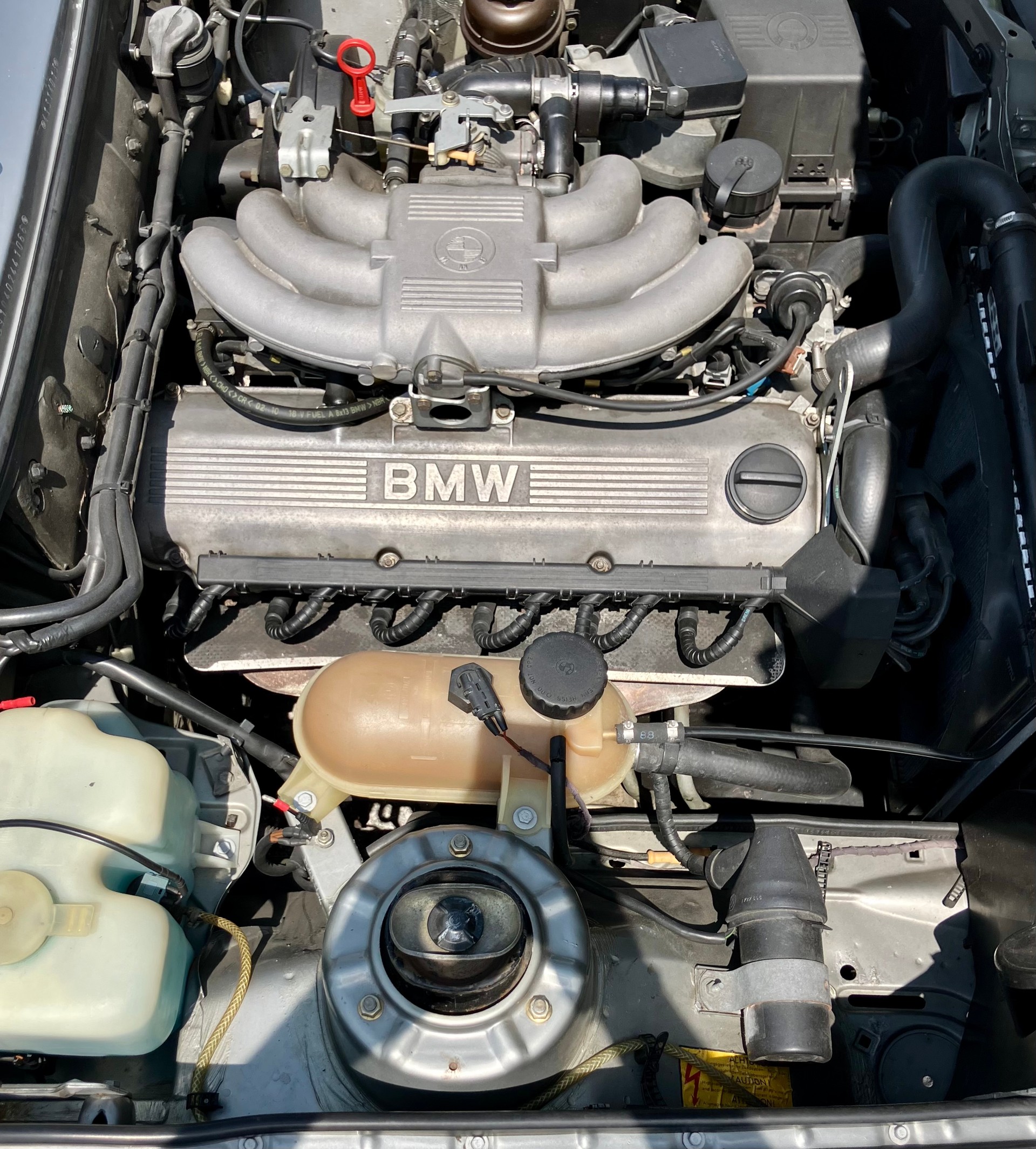 BMW 325iX-image-3