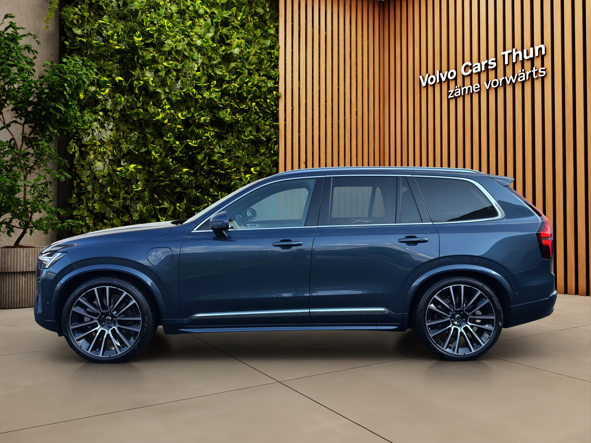 VOLVO XC90 2.0 T8 TE Ultra Bright eAWD-image-4