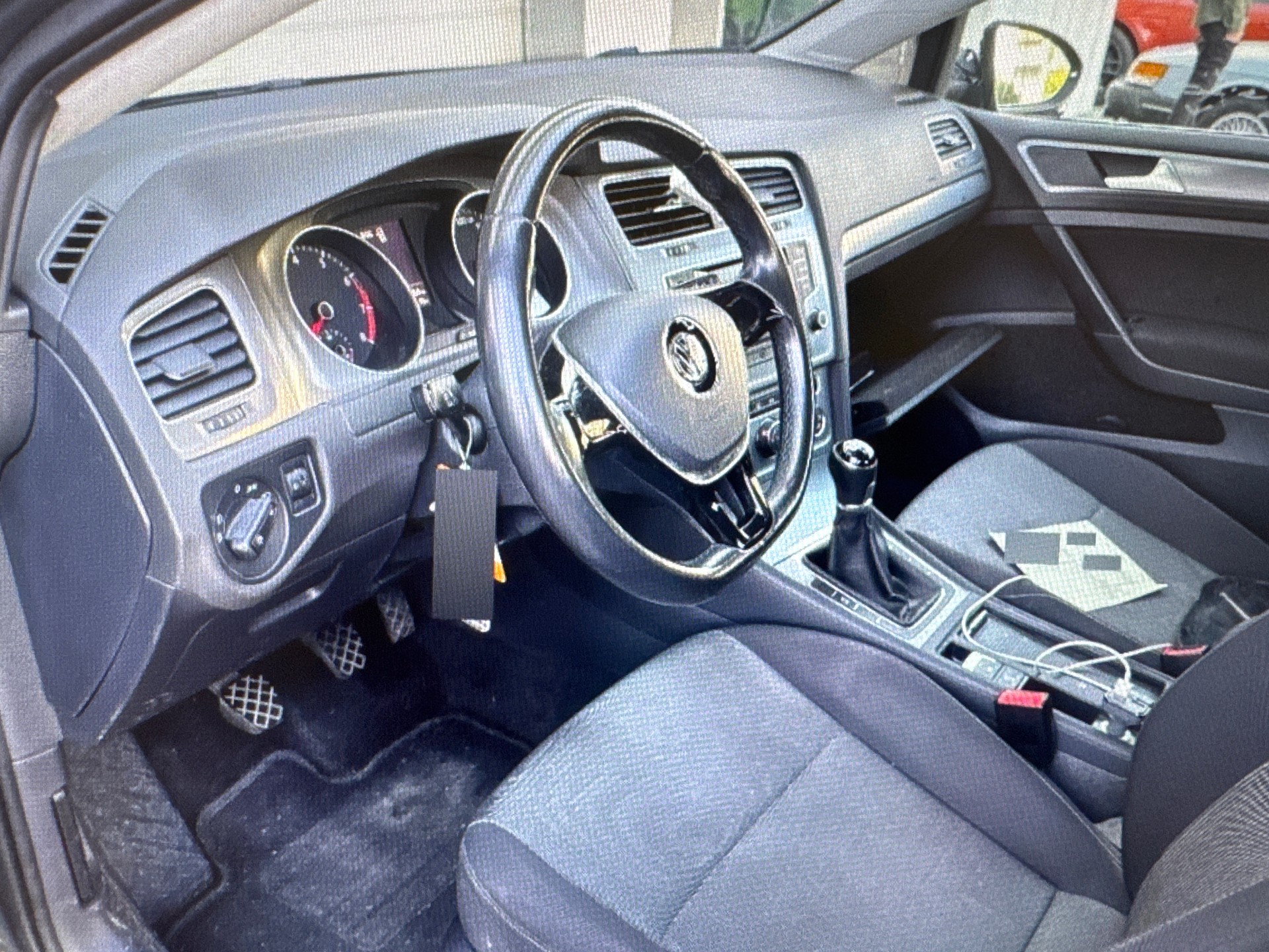 VW Golf 1.2 TSI Trendline-image-2
