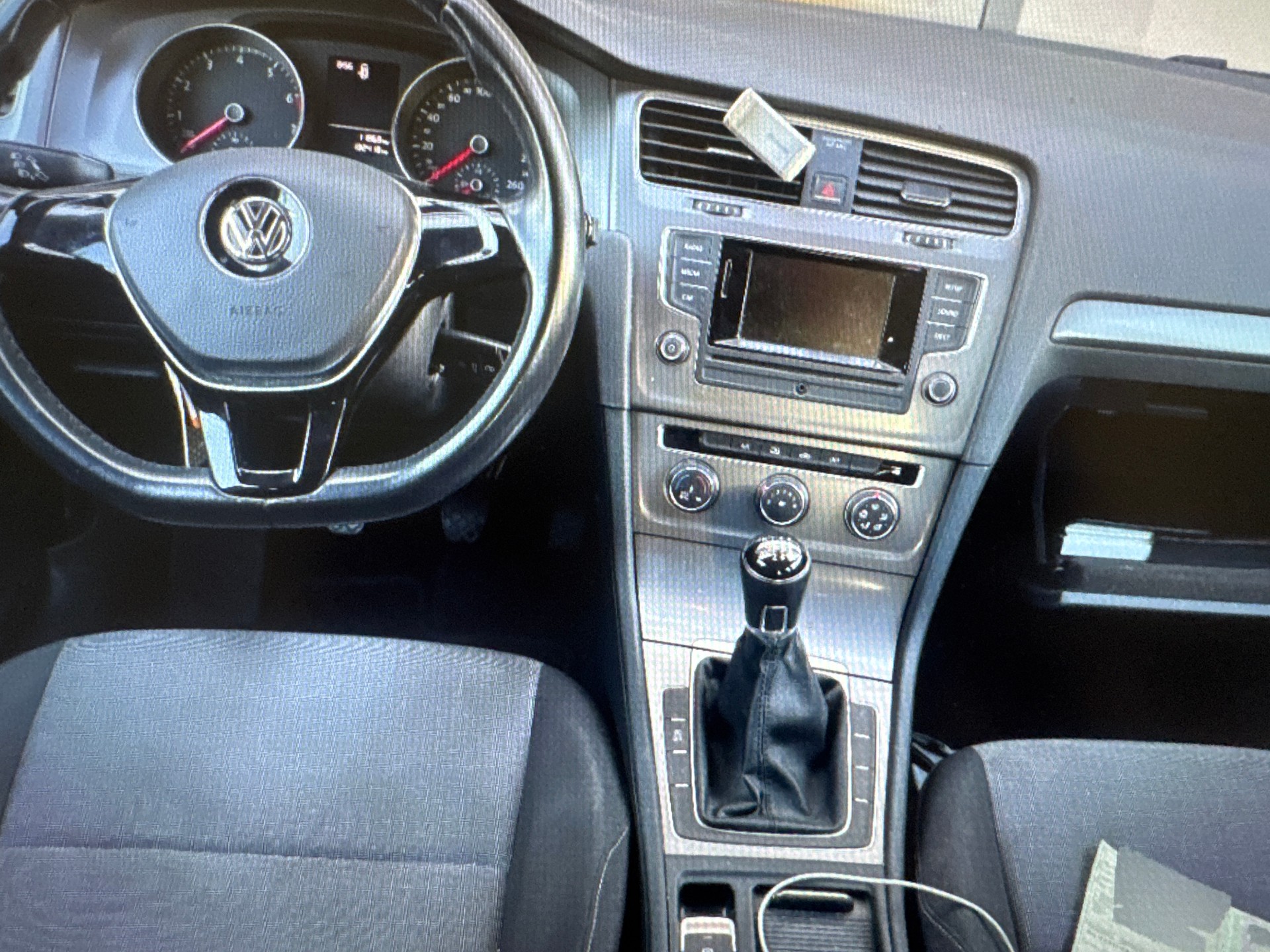 VW Golf 1.2 TSI Trendline-image-1