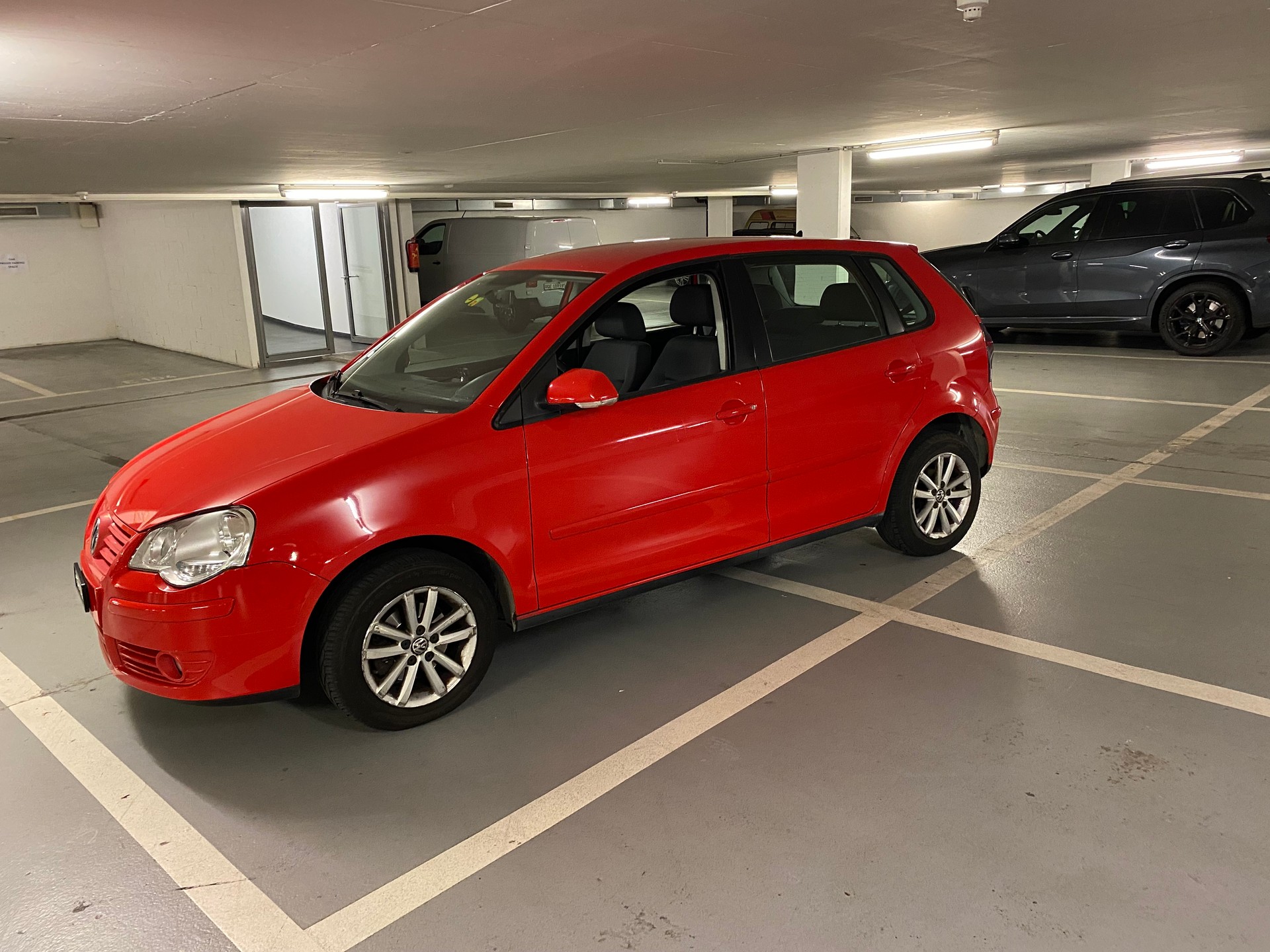 VW 1.6 16V Young&Fresh-image-0
