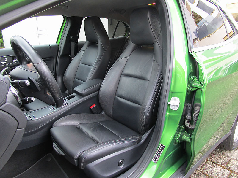 MERCEDES-BENZ GLA 220 Urban 4Matic 7G-DCT-image-16