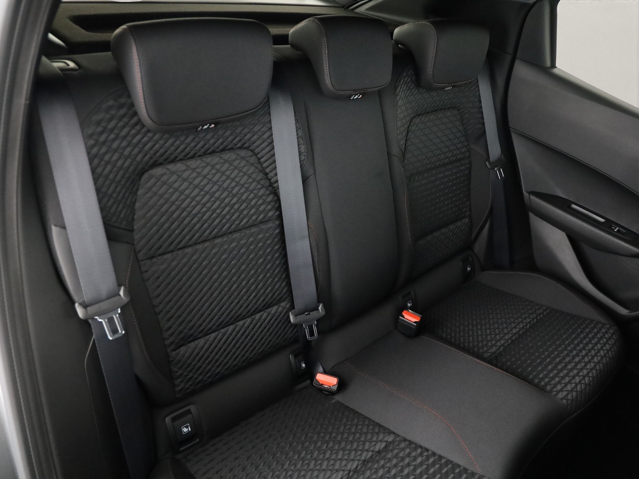 RENAULT Clio 1.8 E-Tech techno-image-7