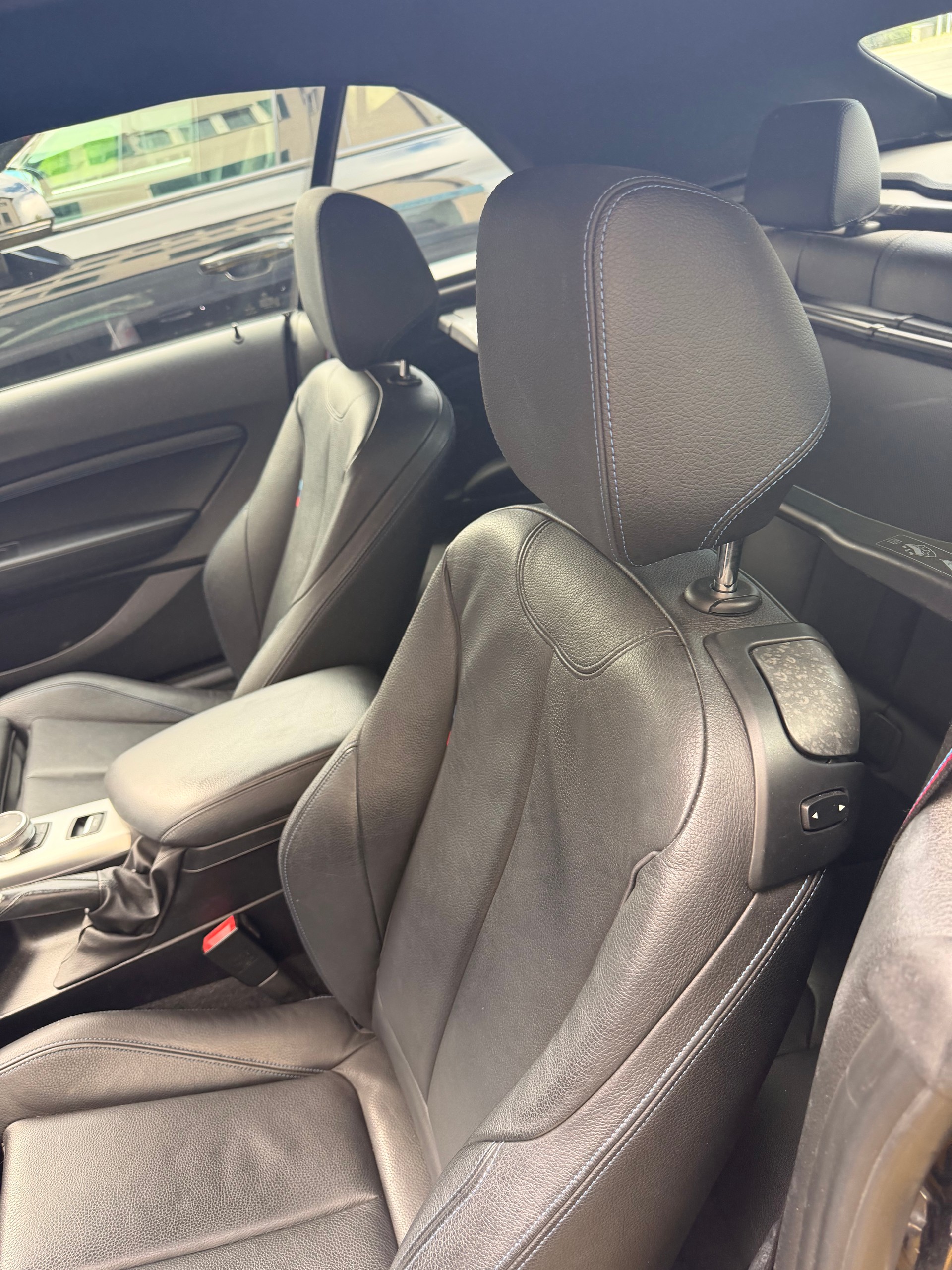 BMW M240i xDrive SAG-image-4