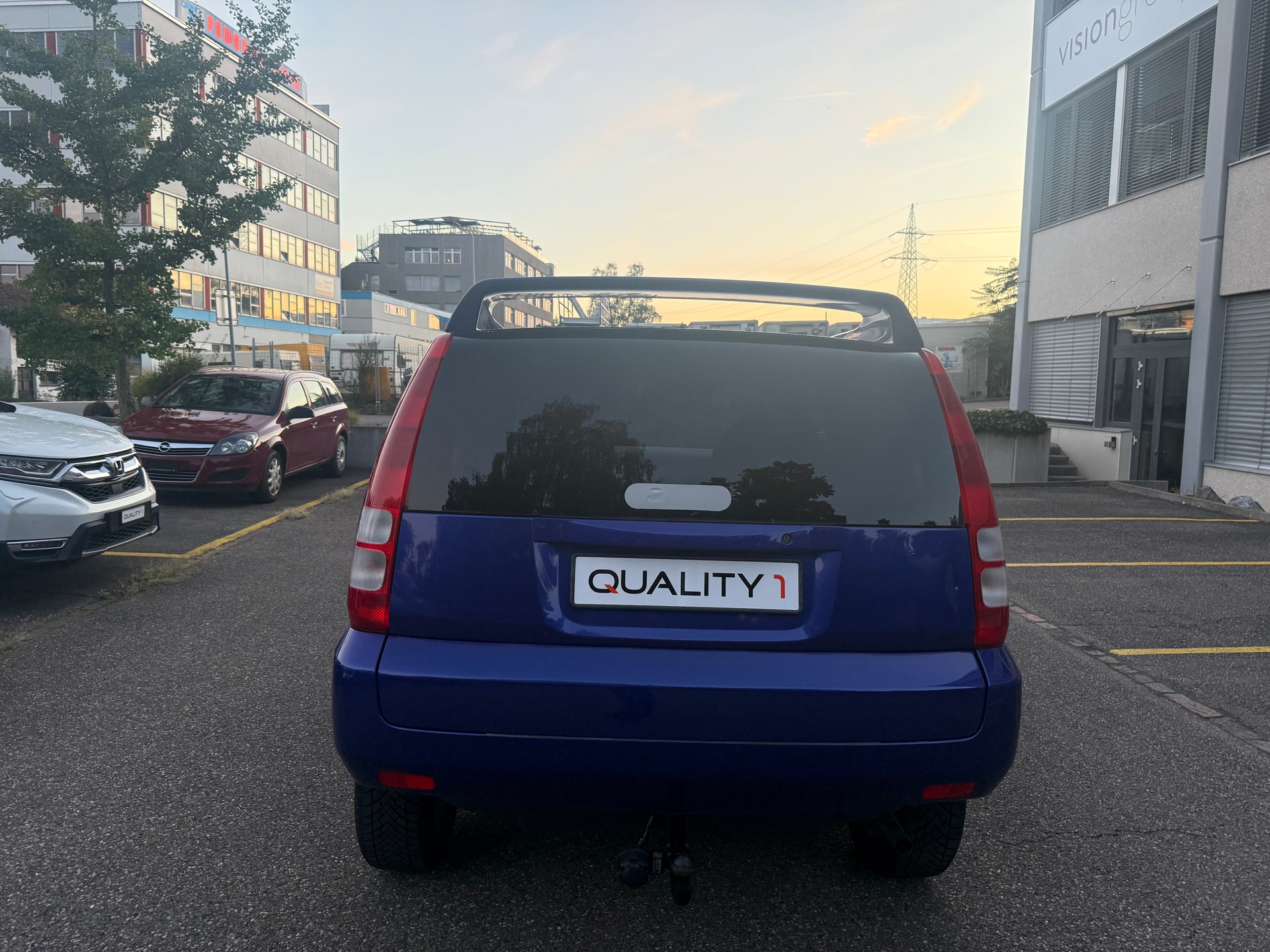 HONDA HR-V 1.6i 4WD-image-4