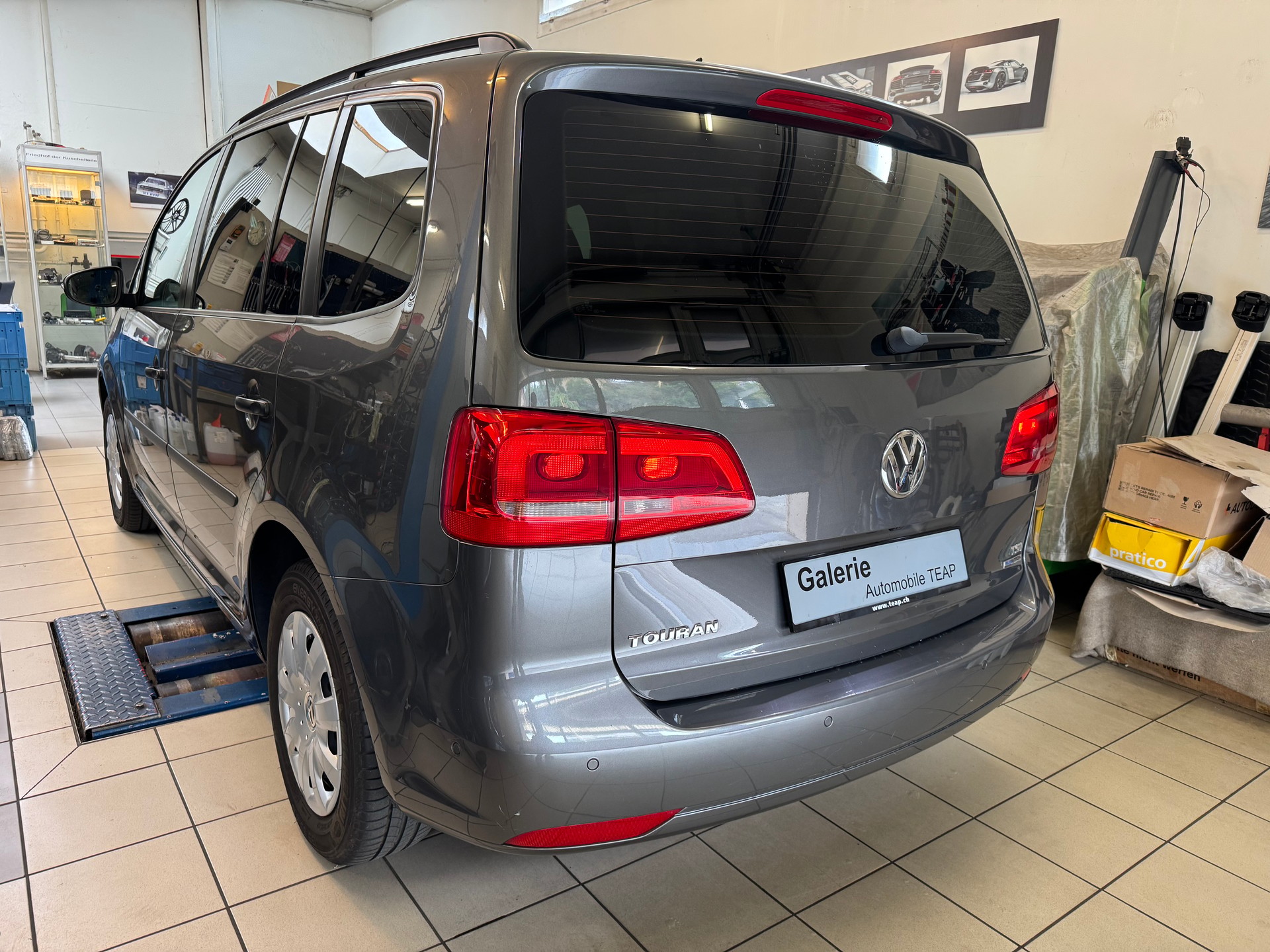 VW 1.2 TSI BlueMT Trendline-image-2