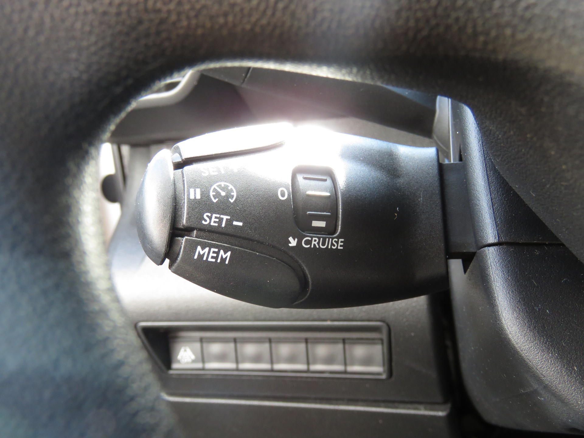 PEUGEOT Partner 1.5 Blue HDi s/s Premium 650kg-image-18