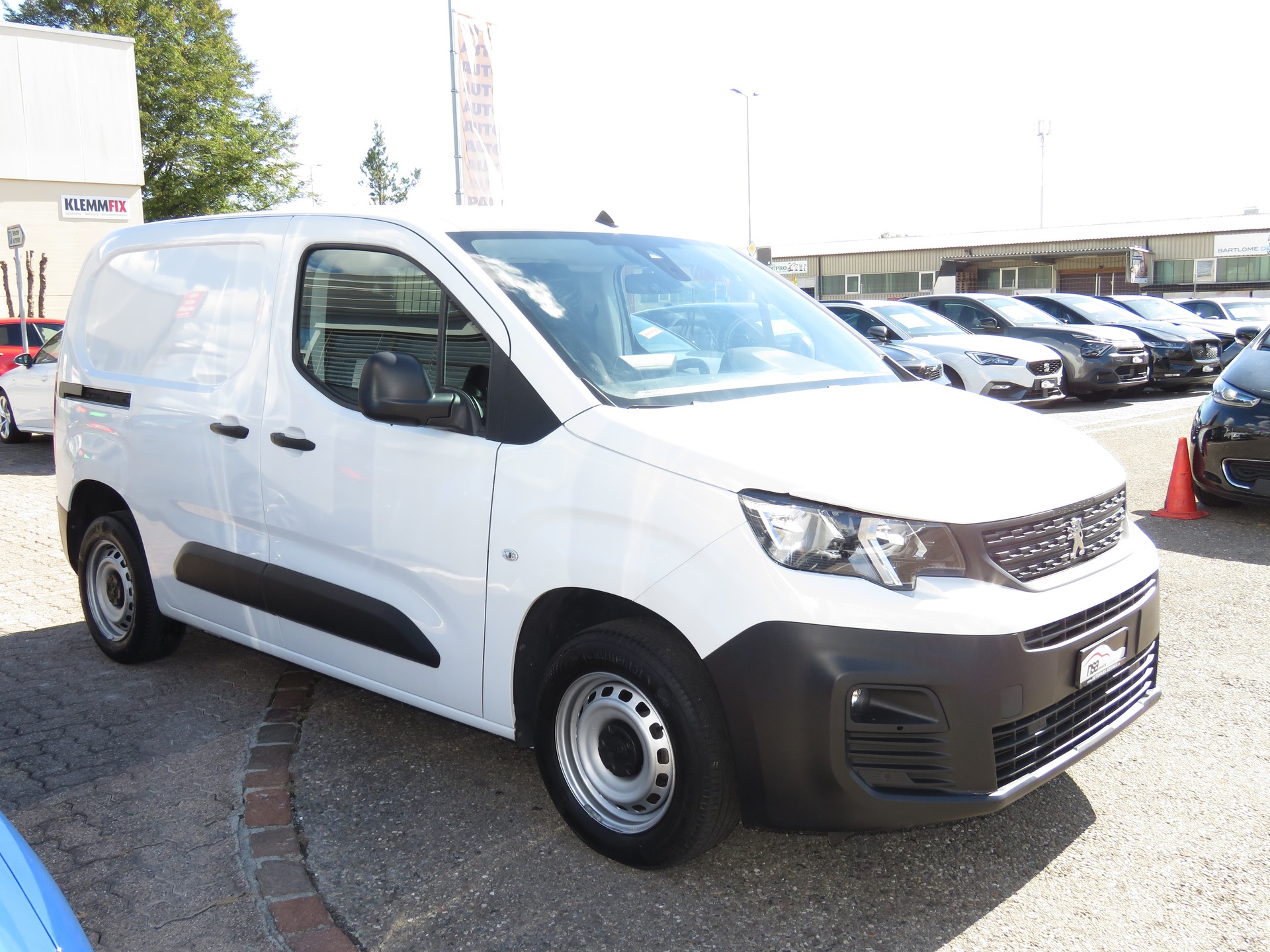 PEUGEOT Partner 1.5 Blue HDi s/s Premium 650kg-image-2