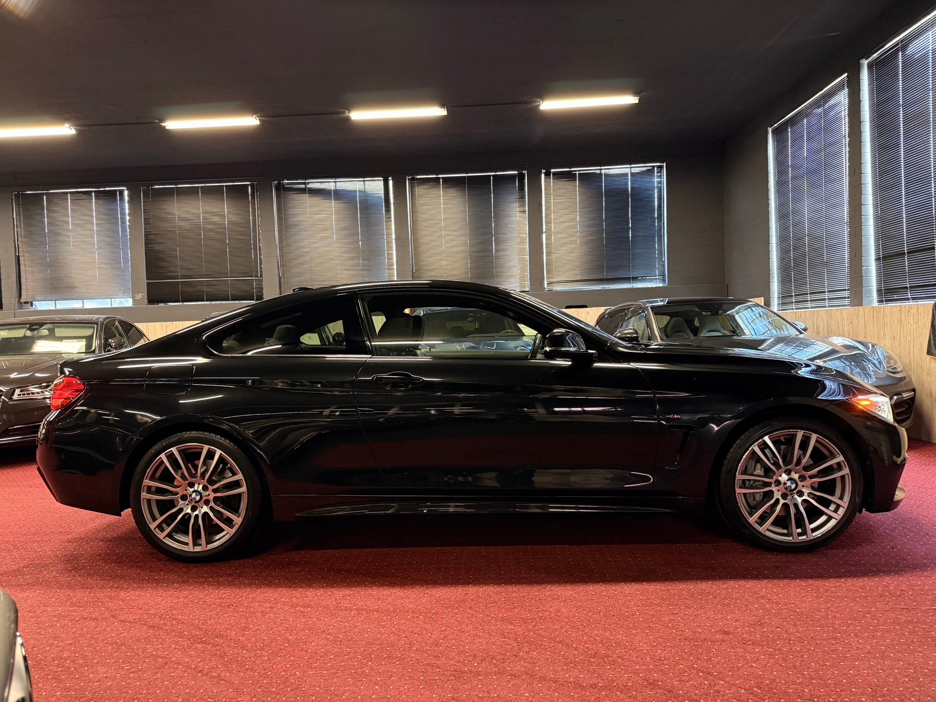 BMW 440i ( B58 ) Coupé xDrive M Performance / ** VOLL / CH Fahrzeug aus 1. CH Hand **-image-4