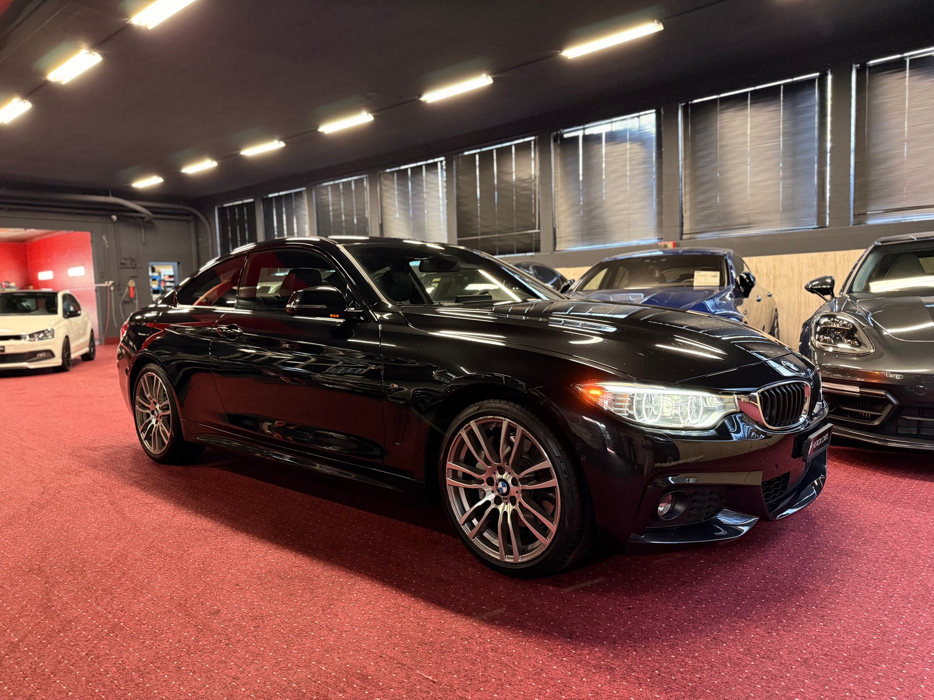 BMW 440i ( B58 ) Coupé xDrive M Performance / ** VOLL / CH Fahrzeug aus 1. CH Hand **-showroom-element-3