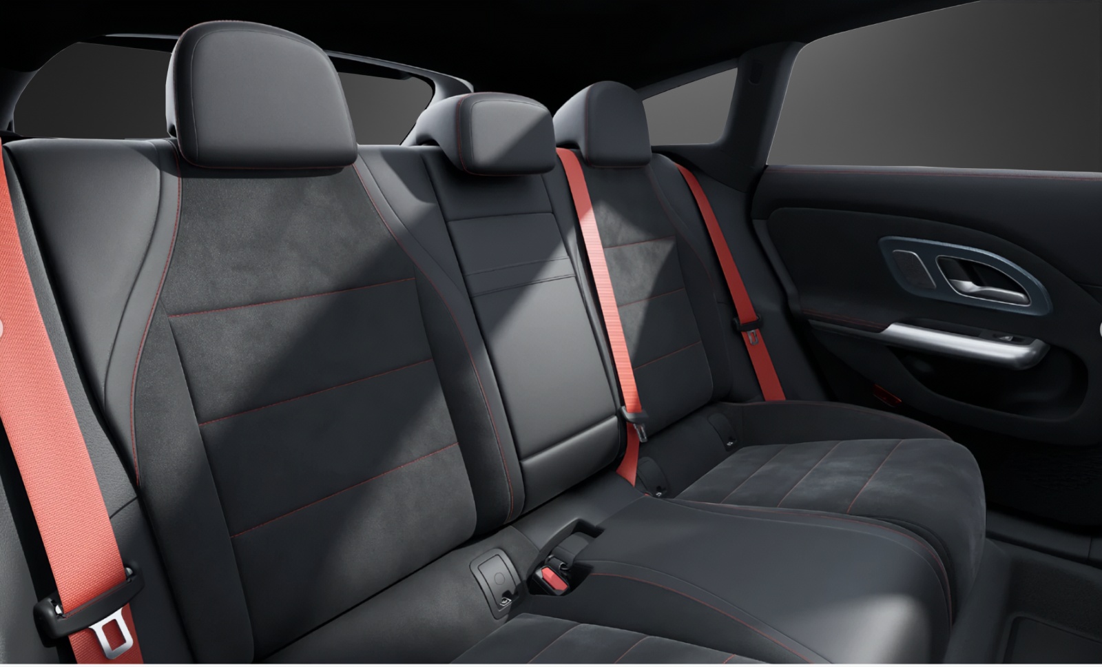 MERCEDES-BENZ CLA 220-image-8