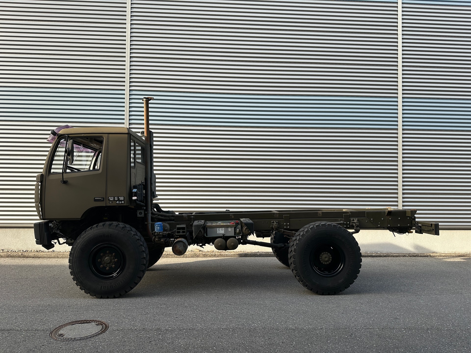STEYR 12 S 18 4x4-showroom-element-1