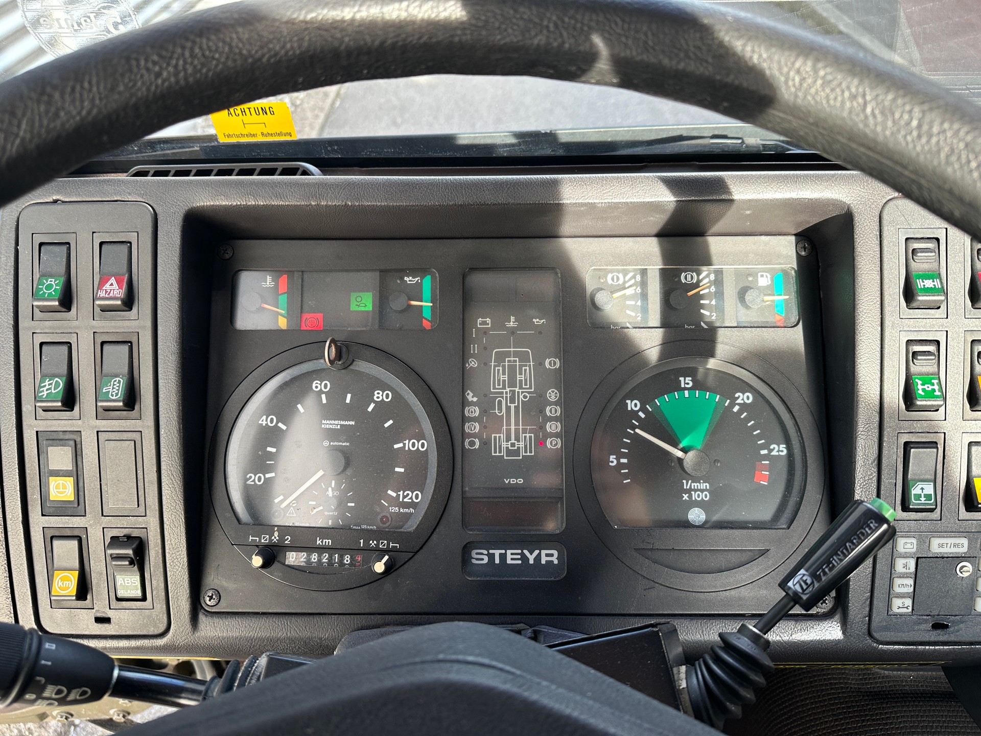 STEYR 12 S 18 4x4-image-17