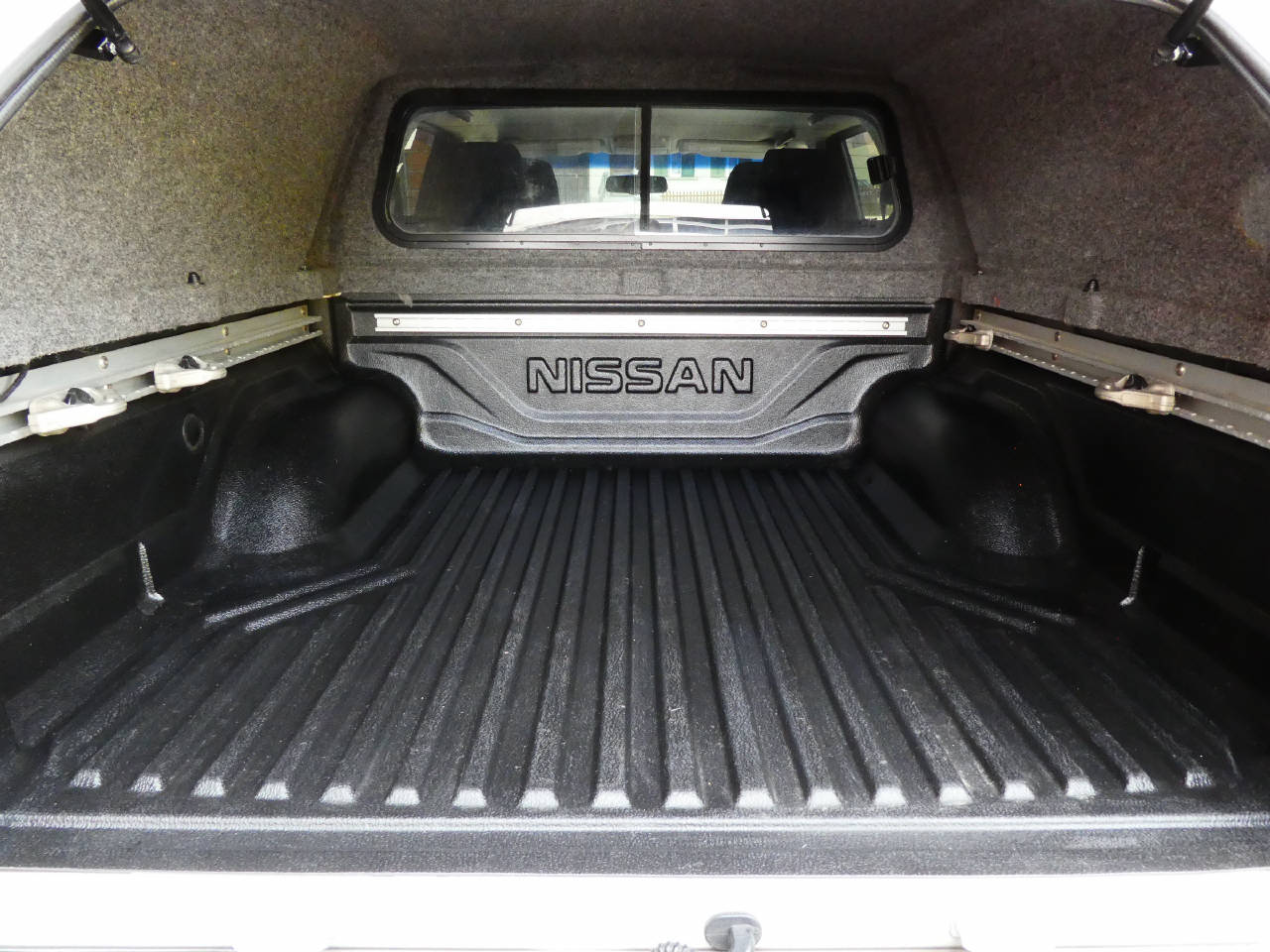 NISSAN Navara 2.3 dCi Double Cab N-Connecta-image-12