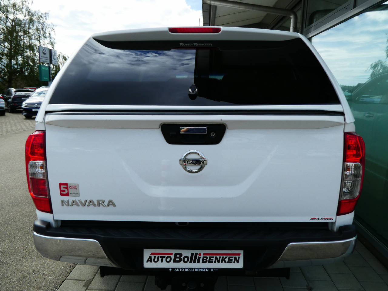 NISSAN Navara 2.3 dCi Double Cab N-Connecta-image-4