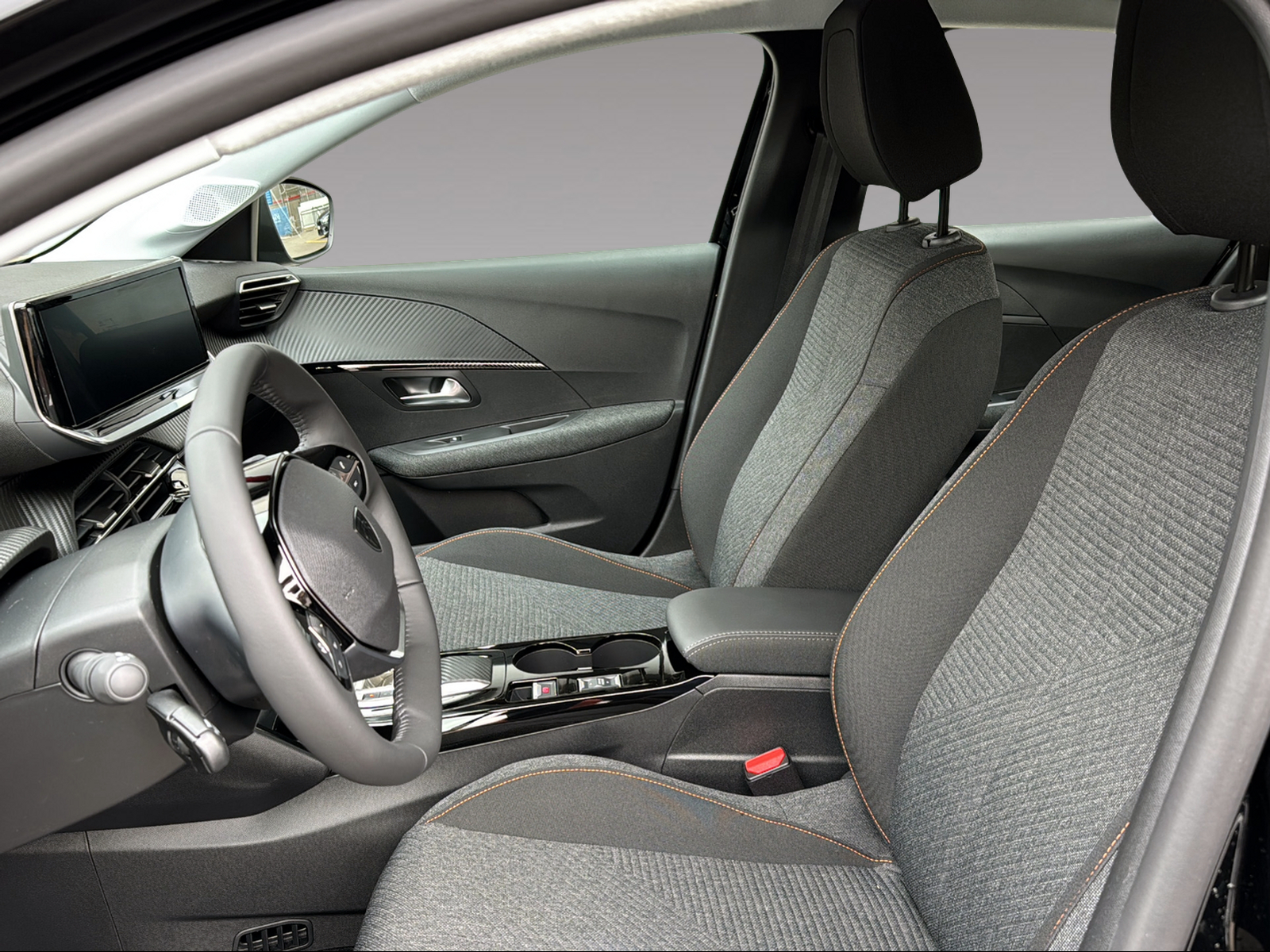 PEUGEOT 208 1.2 Hybrid Style-image-5