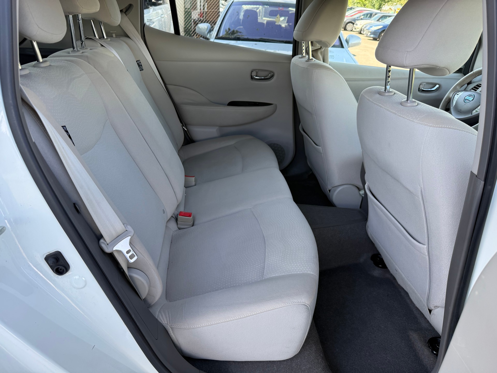 NISSAN Leaf tekna 24kWh (incl battery)-image-10