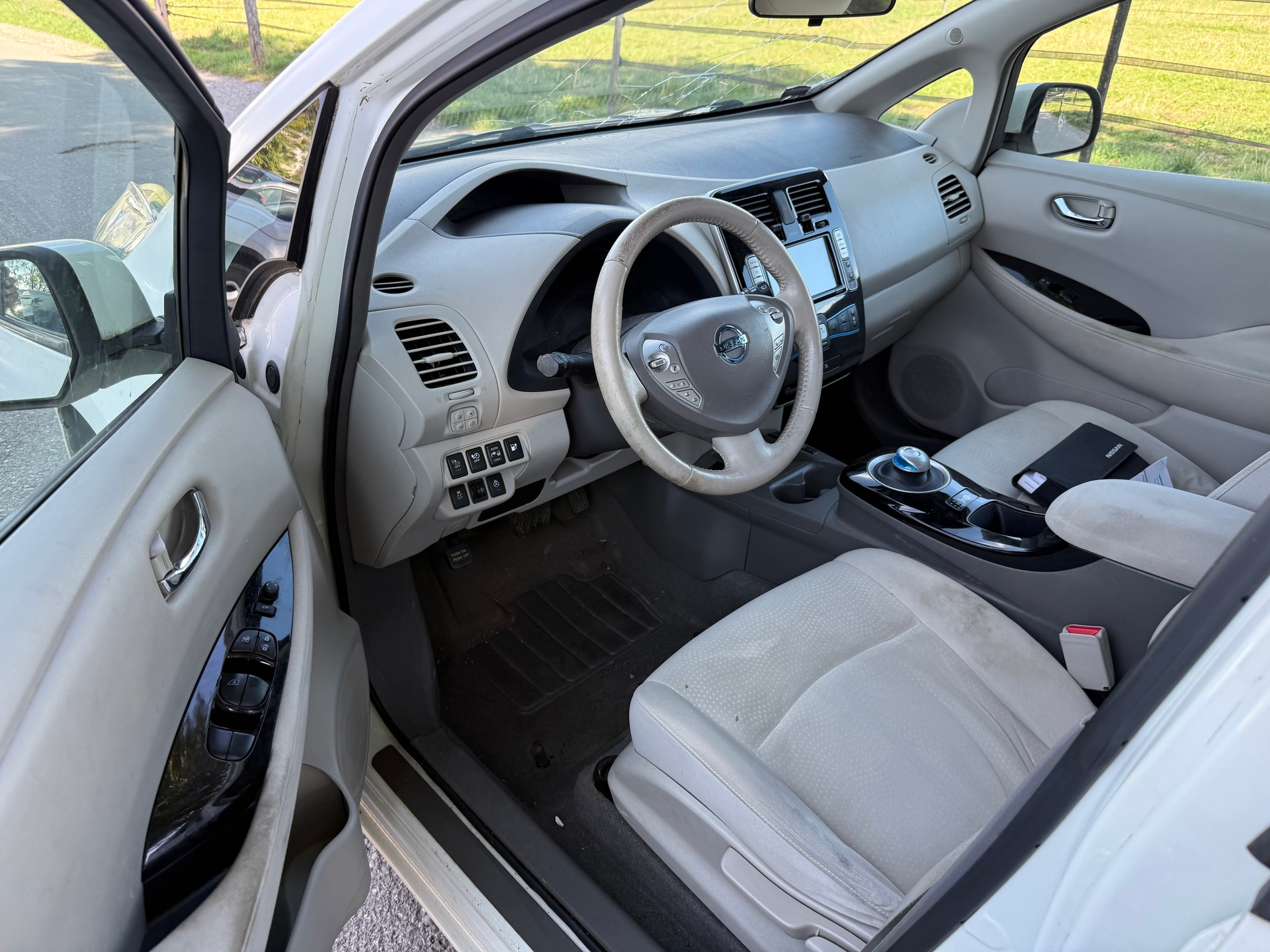 NISSAN Leaf tekna 24kWh (incl battery)-image-13