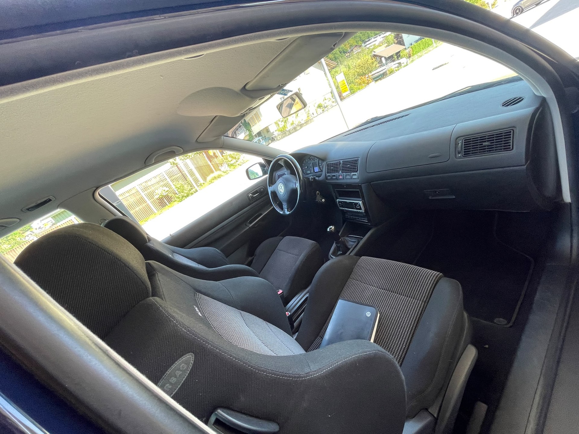 VW Golf 2.3 V5 GTI-image-12