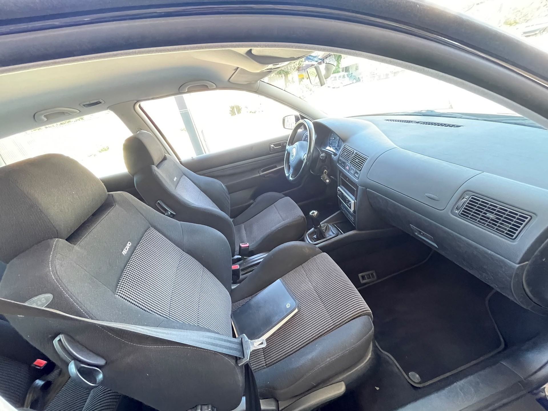VW Golf 2.3 V5 GTI-image-11