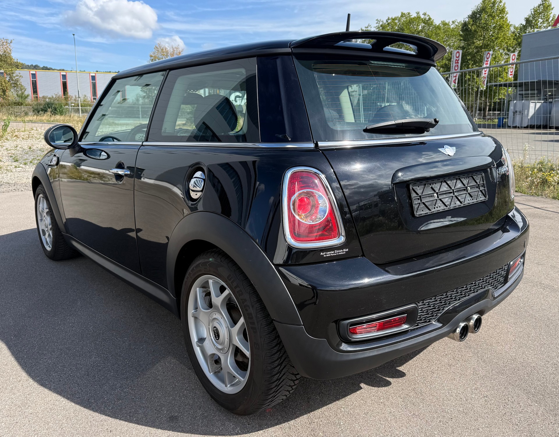 MINI Cooper S-image-6