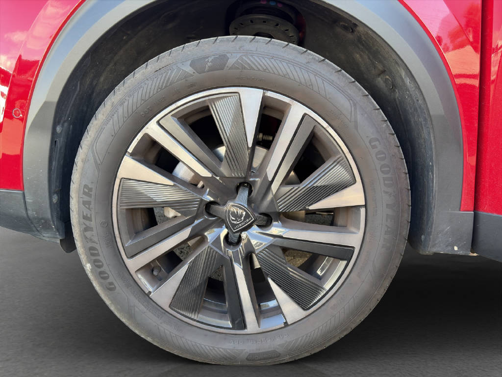PEUGEOT 2008 1.2 PureTech 130 GT-image-14