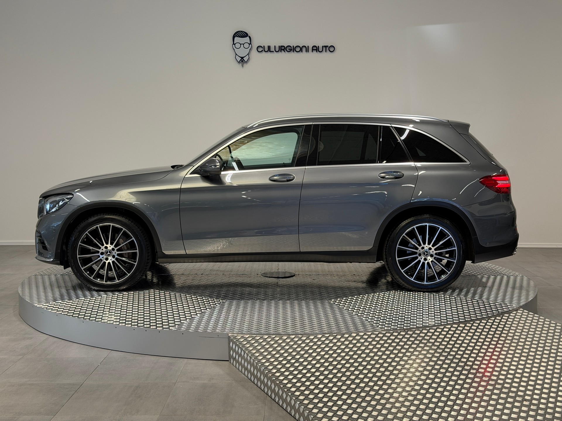 MERCEDES-BENZ GLC 250 d AMG Line 4Matic 9G-Tronic-image-1