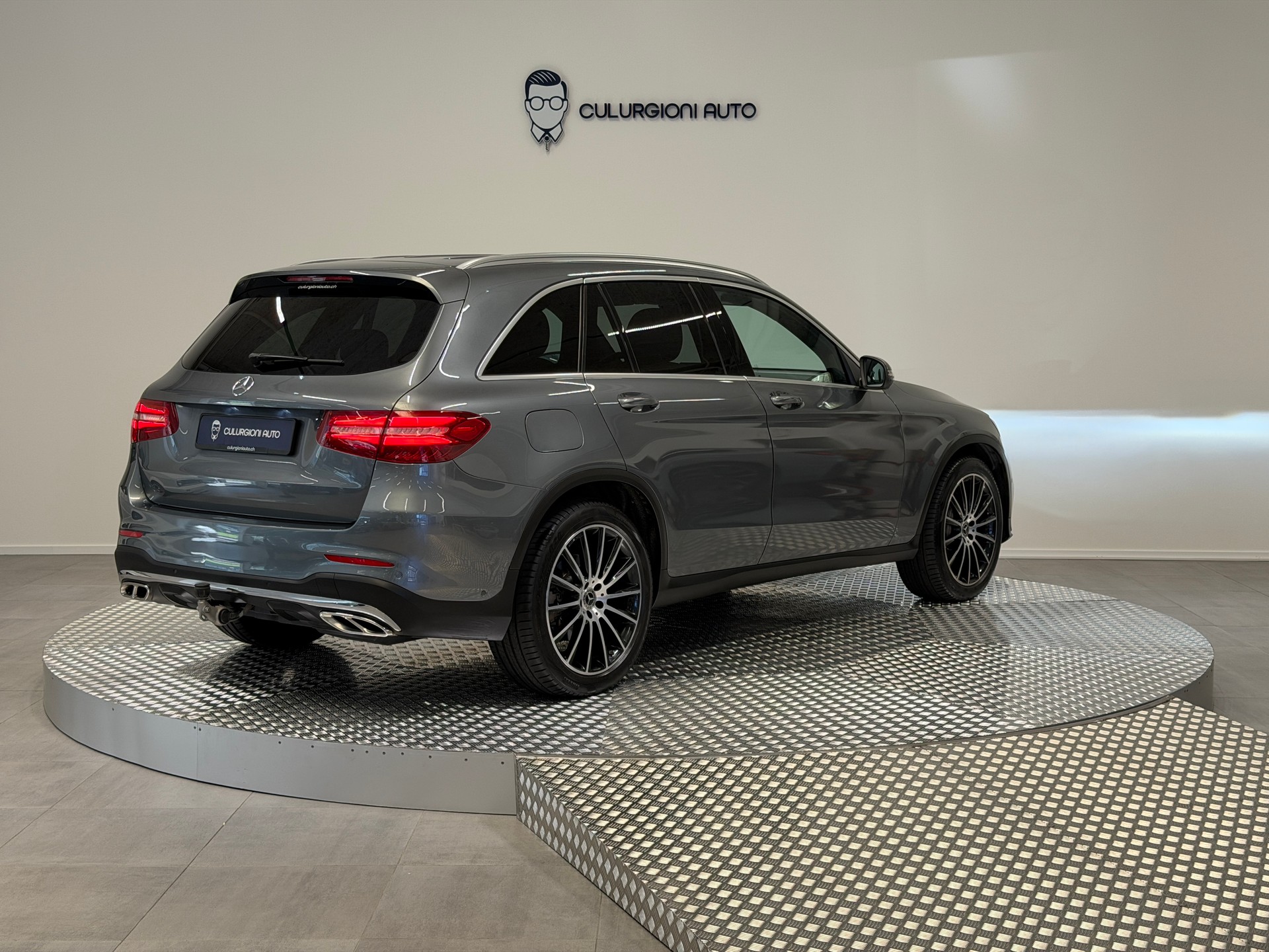 MERCEDES-BENZ GLC 250 d AMG Line 4Matic 9G-Tronic-image-4