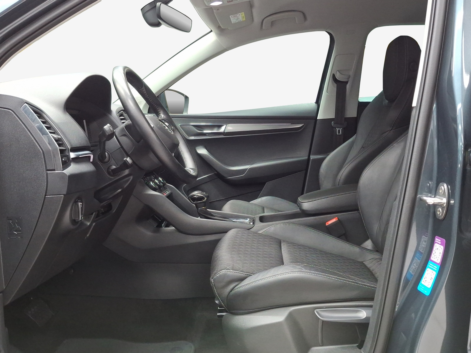 SKODA Karoq 1.5 TSI Style DSG-image-7