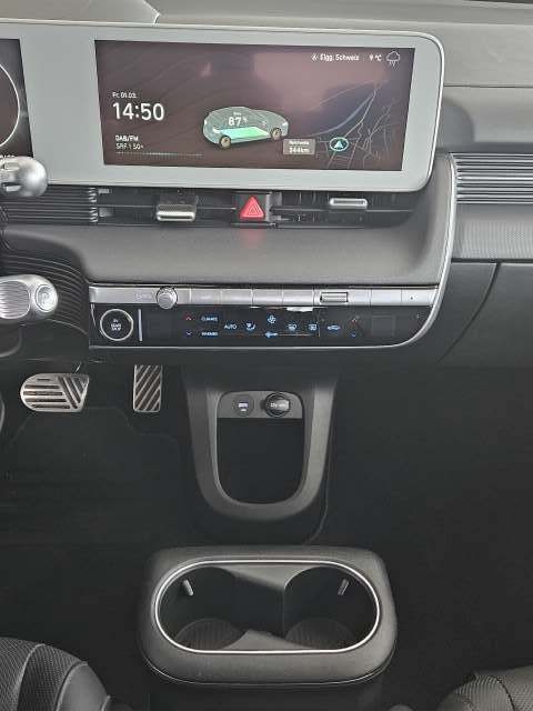 HYUNDAI Ioniq 5 First Edition Solar-image-7