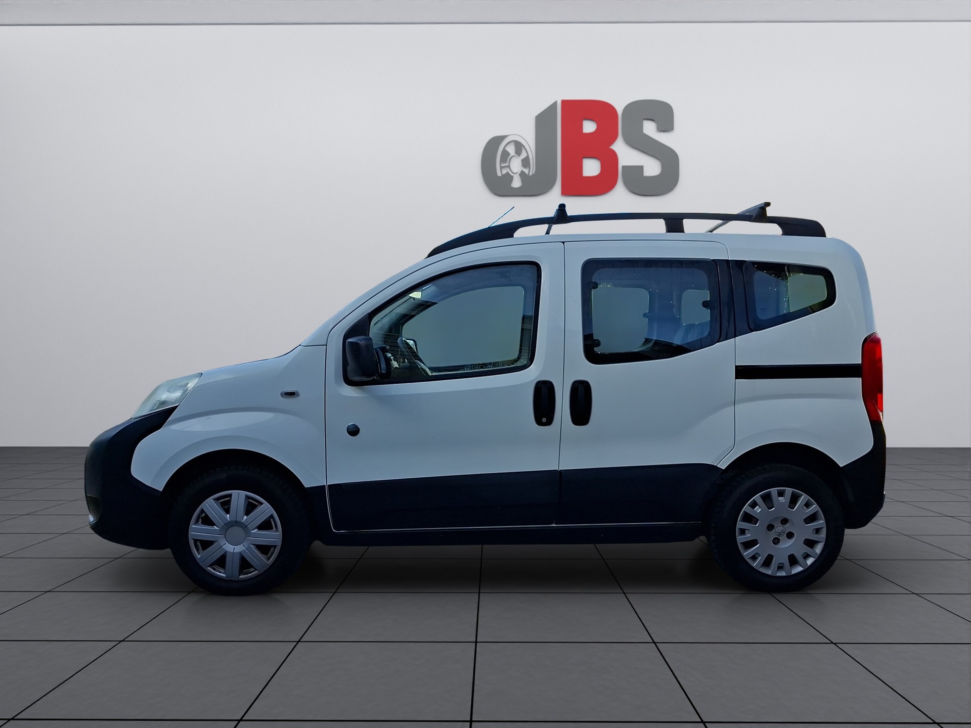 PEUGEOT Bipper Tepee 1.3 JTD Outdoor-image-1