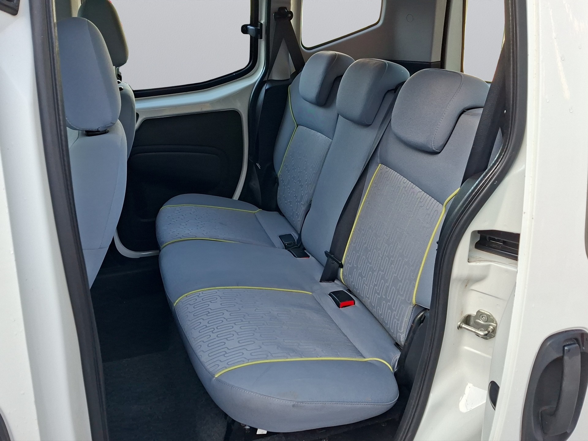 PEUGEOT Bipper Tepee 1.3 JTD Outdoor-image-13
