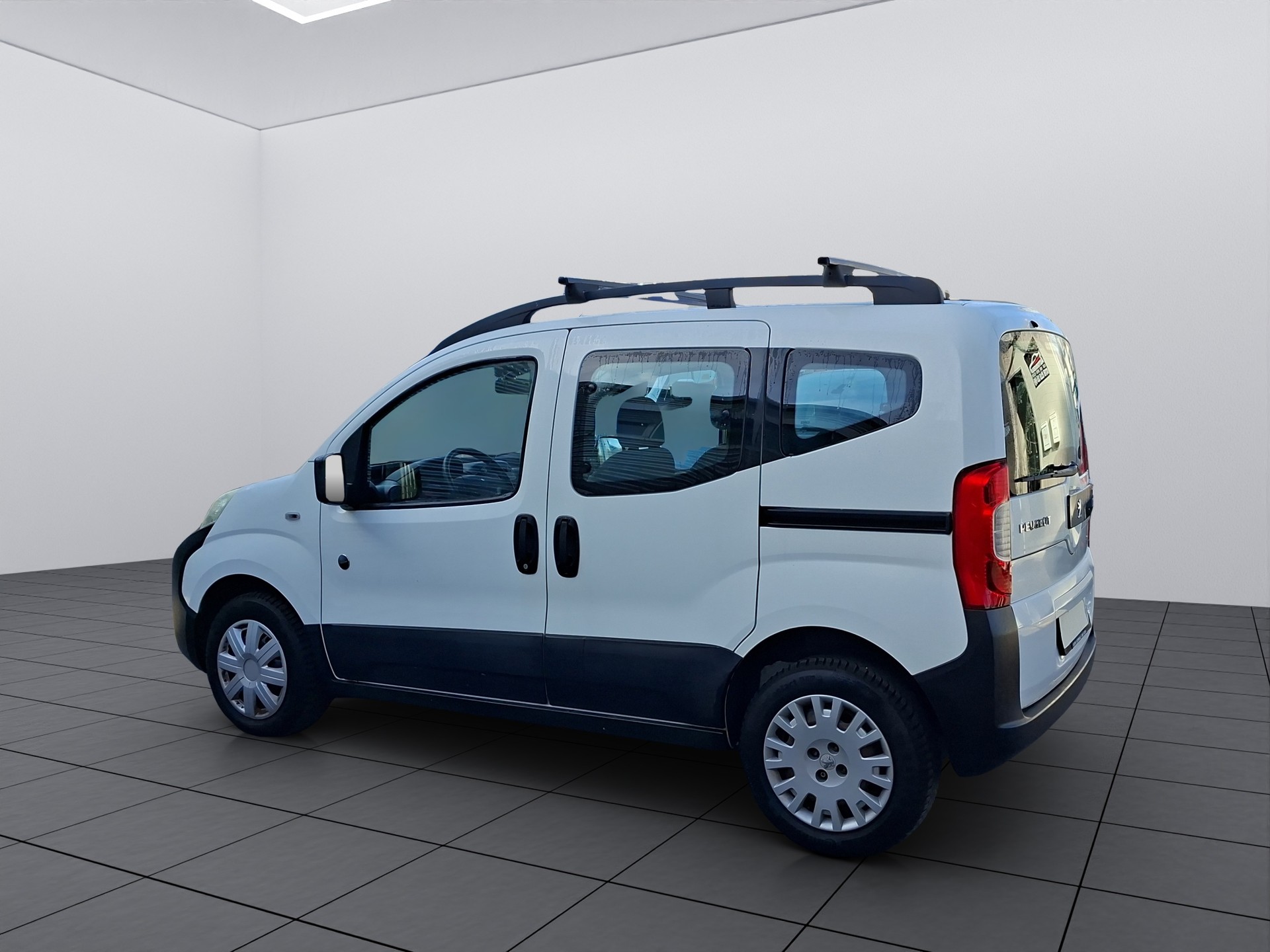 PEUGEOT Bipper Tepee 1.3 JTD Outdoor-image-4