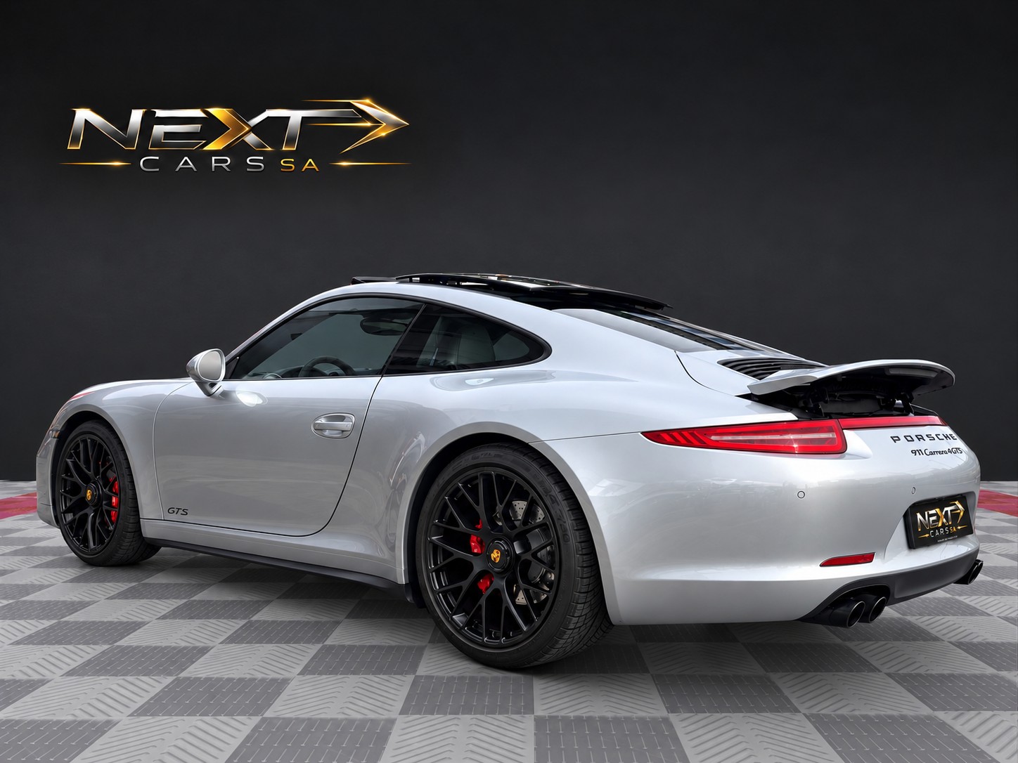 PORSCHE 911 Carrera 4 GTS PDK-showroom-element-1