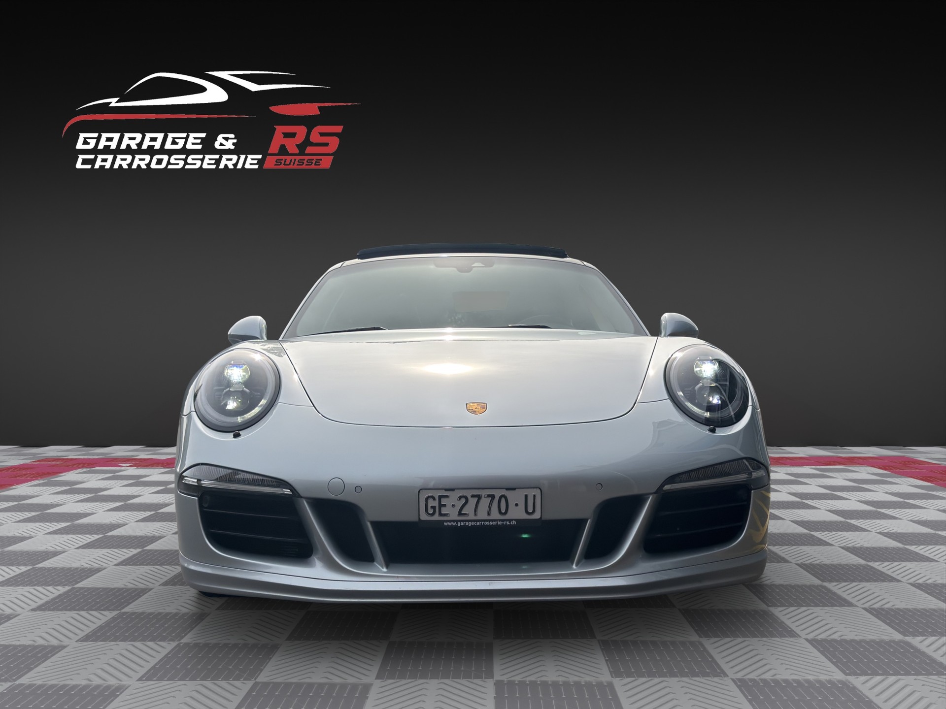 PORSCHE 911 Carrera 4 GTS PDK-image-5
