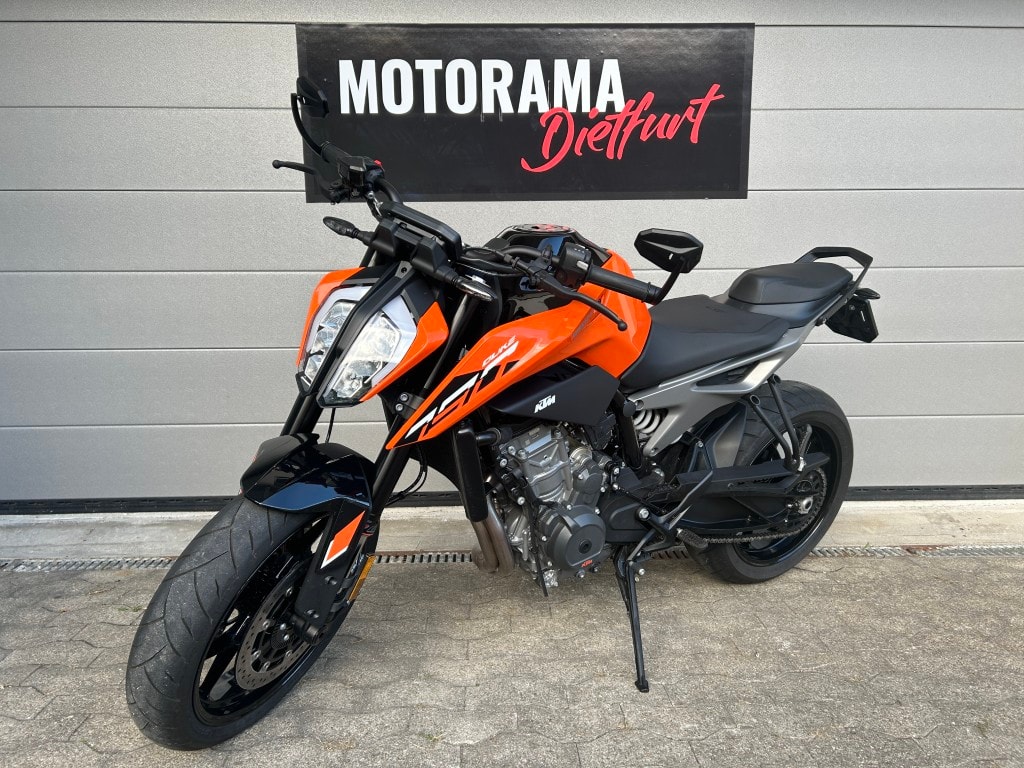 KTM 790 Duke L-showroom-element-2
