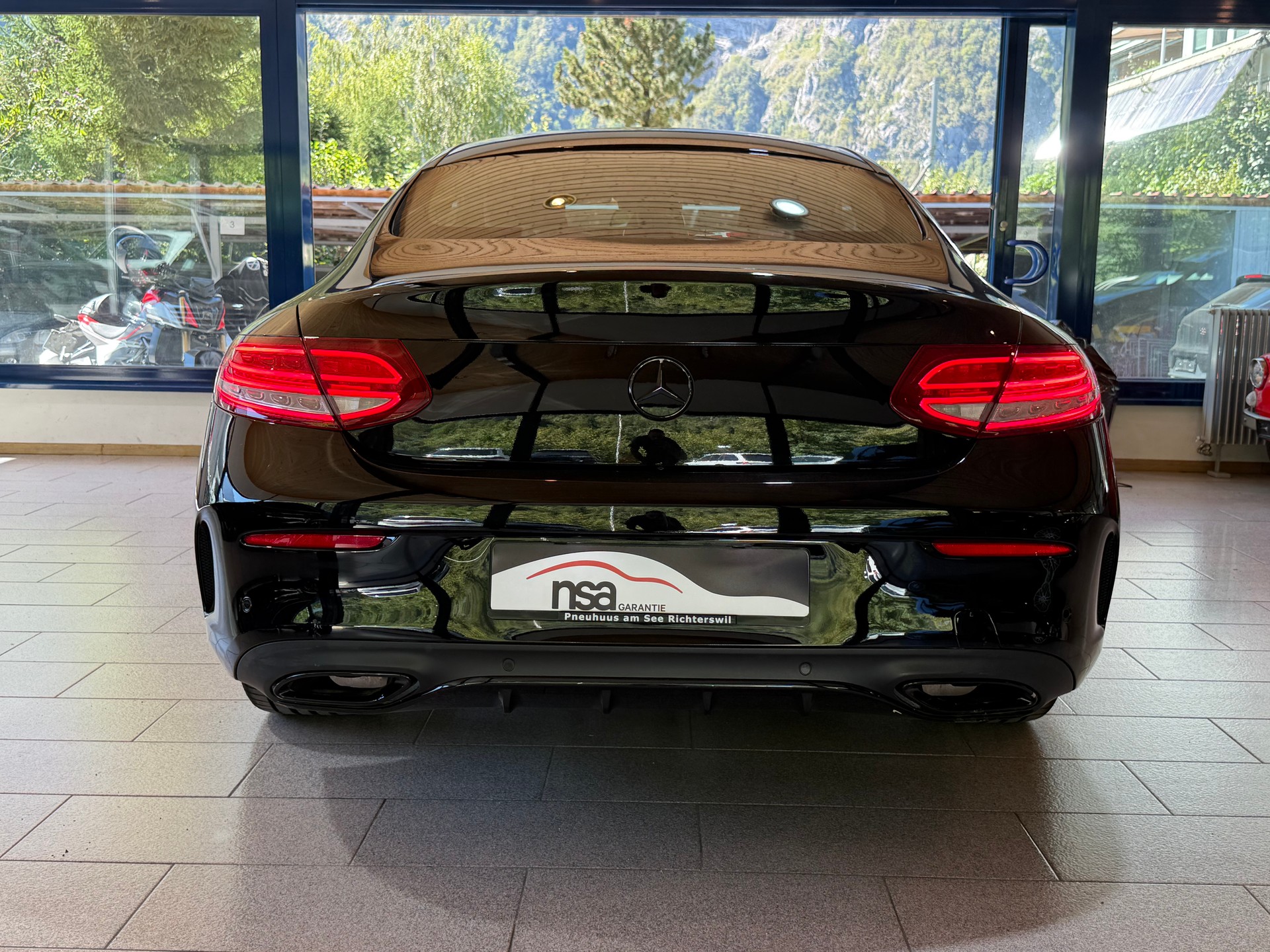 MERCEDES-BENZ C 250 AMG Line Coupé 7G-tronic-image-7