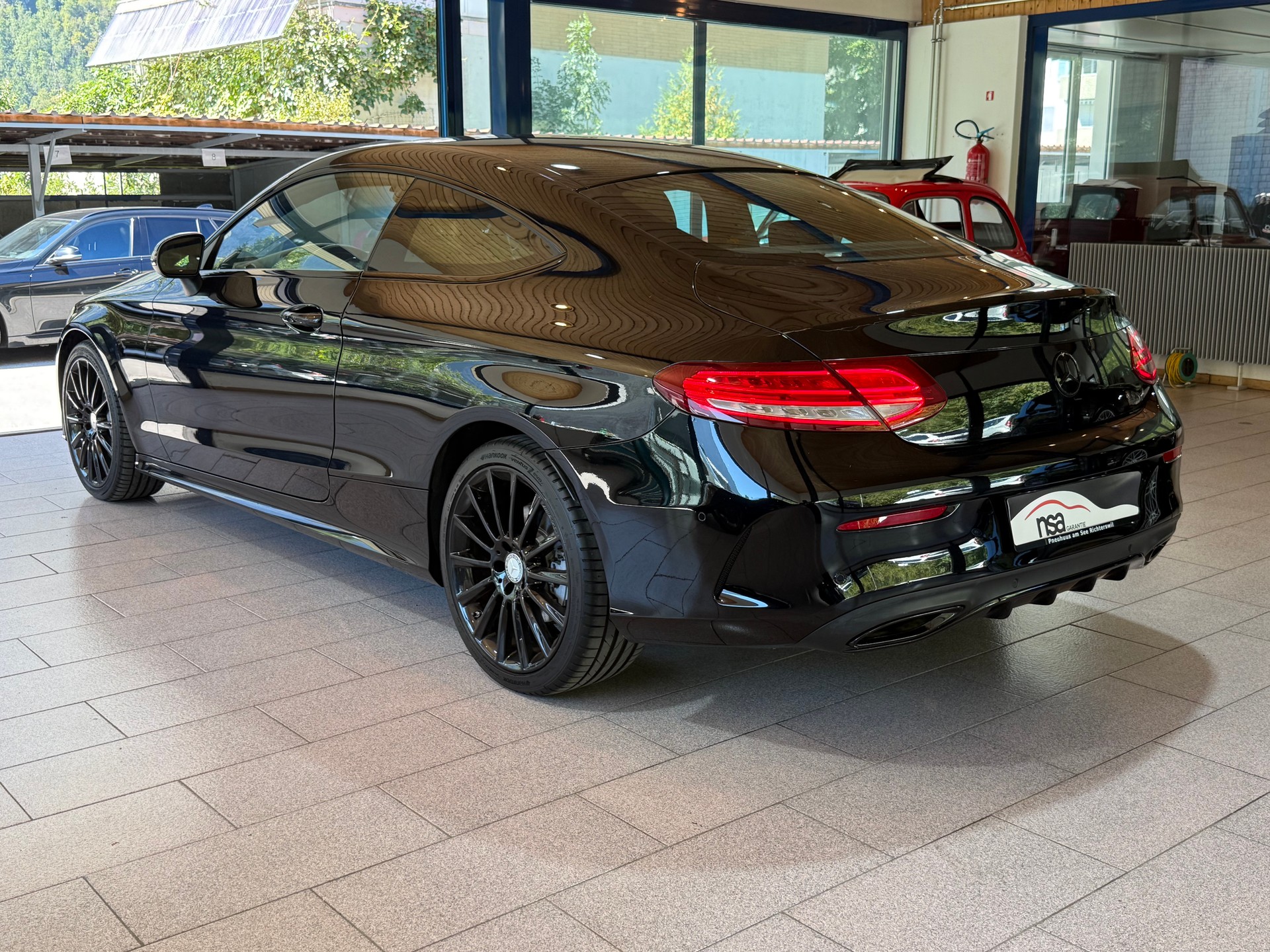MERCEDES-BENZ C 250 AMG Line Coupé 7G-tronic-image-8